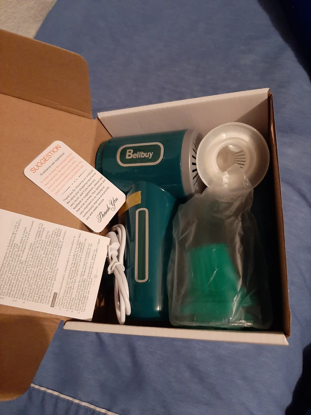 FREE HAND HELD SIZED VACUUM WITH CHARGER - photo 3