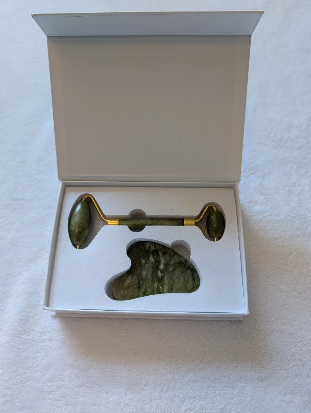 Jade Facial Roller & Gua Sha Set - Brand new - photo 5