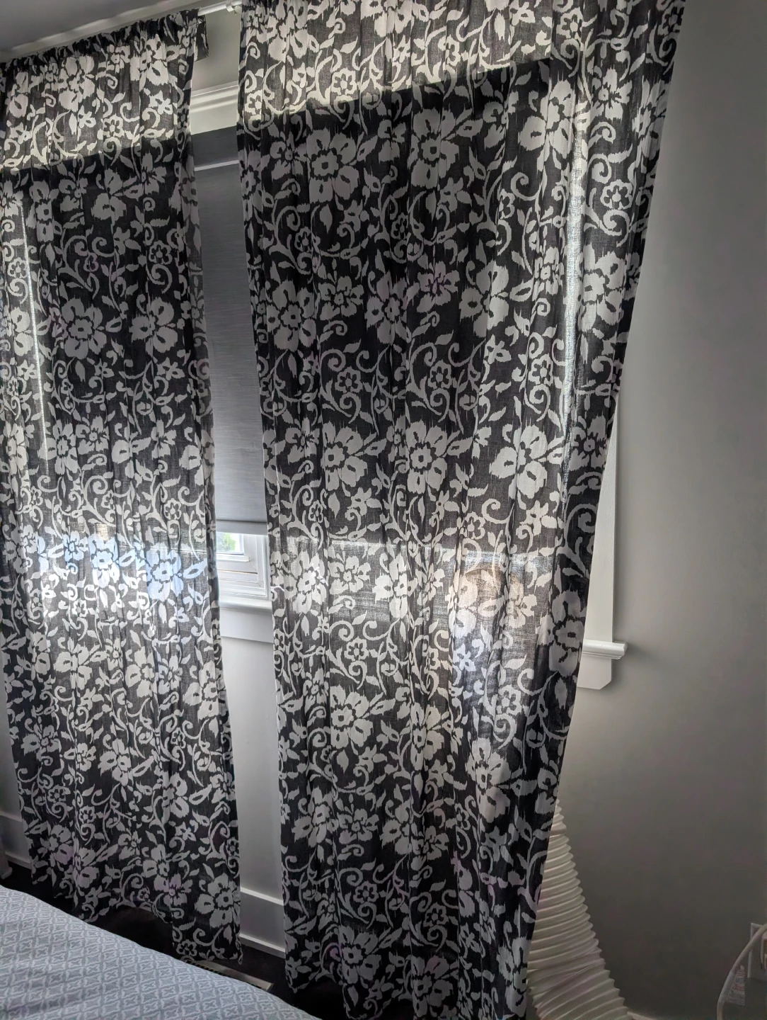 Floral Print Curtains with Curtain Rod and Hardware - photo 2