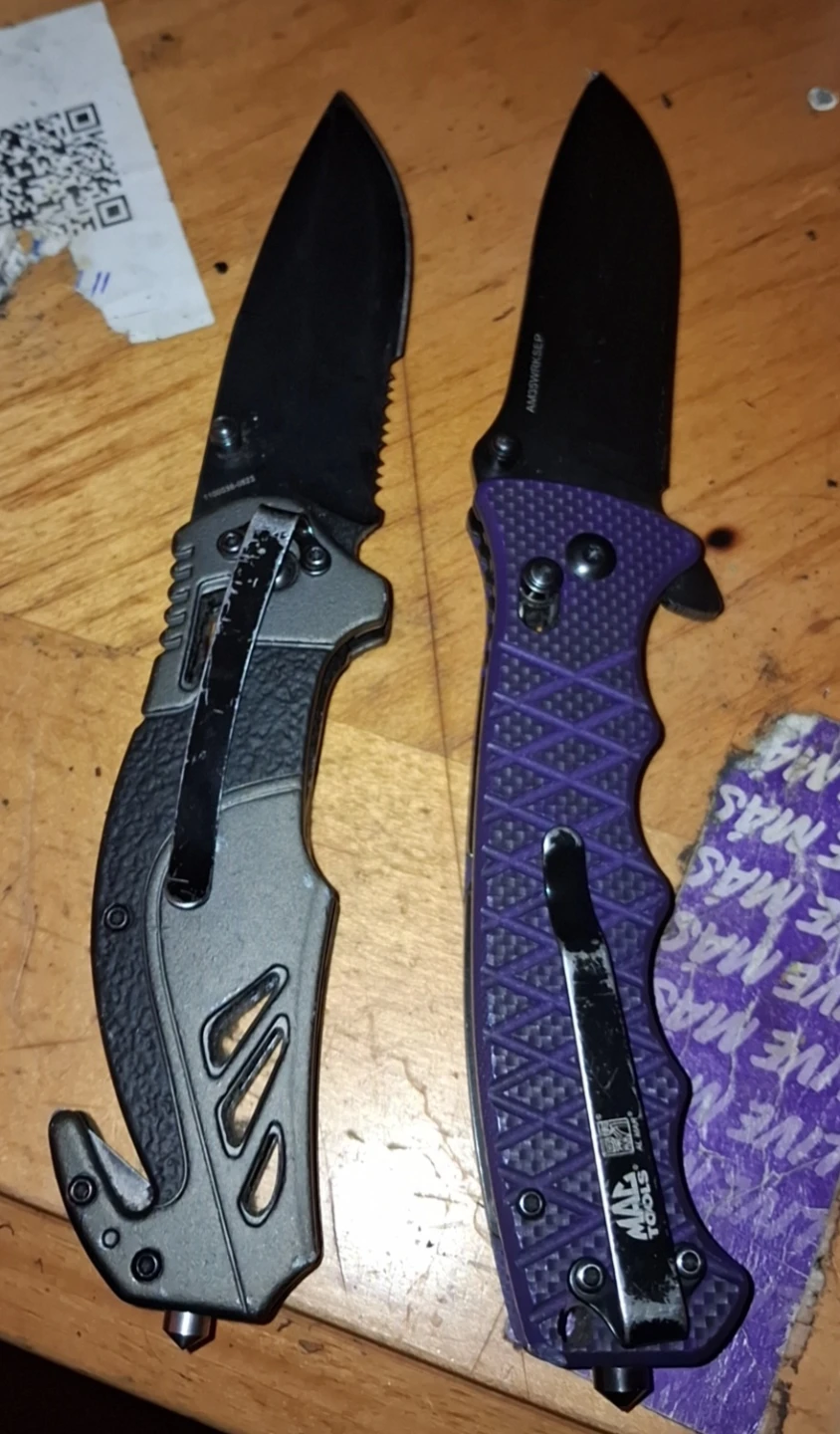 Smith & Wesson and Mac Tools Folding Knives - photo 4