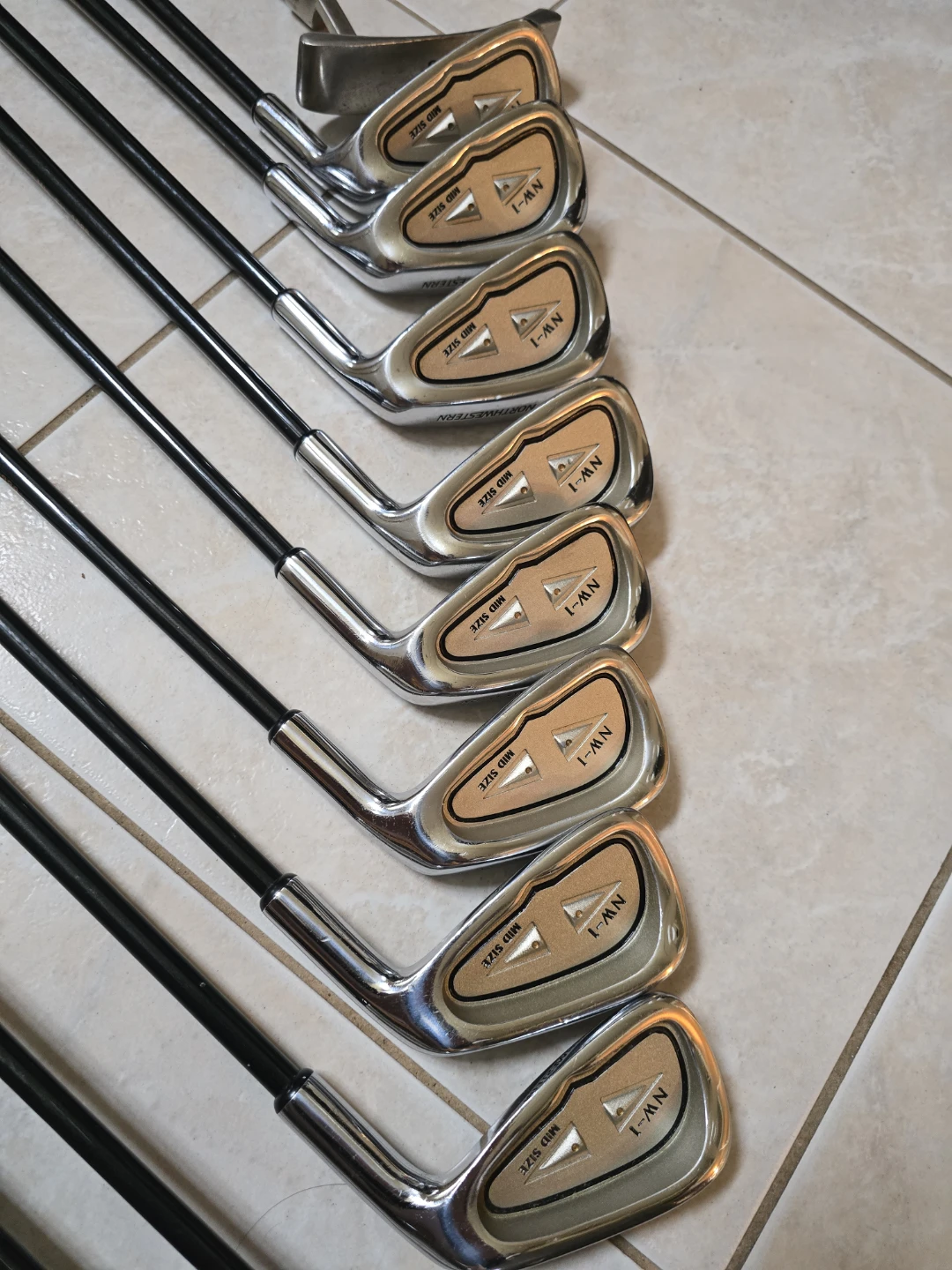 Complete golf set right hand north western