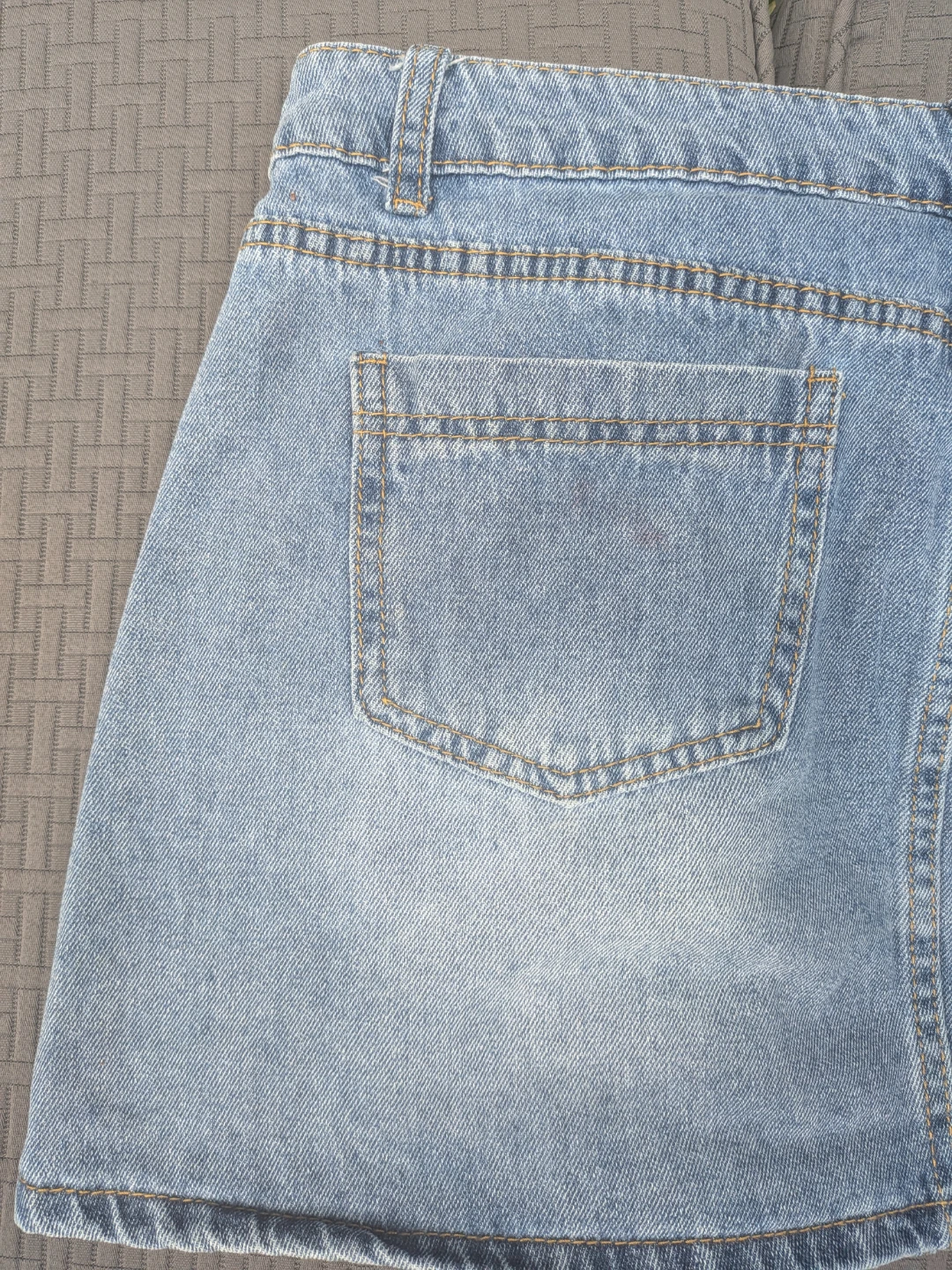 Light Wash Denim Mini Skirt size LARGE - photo 5