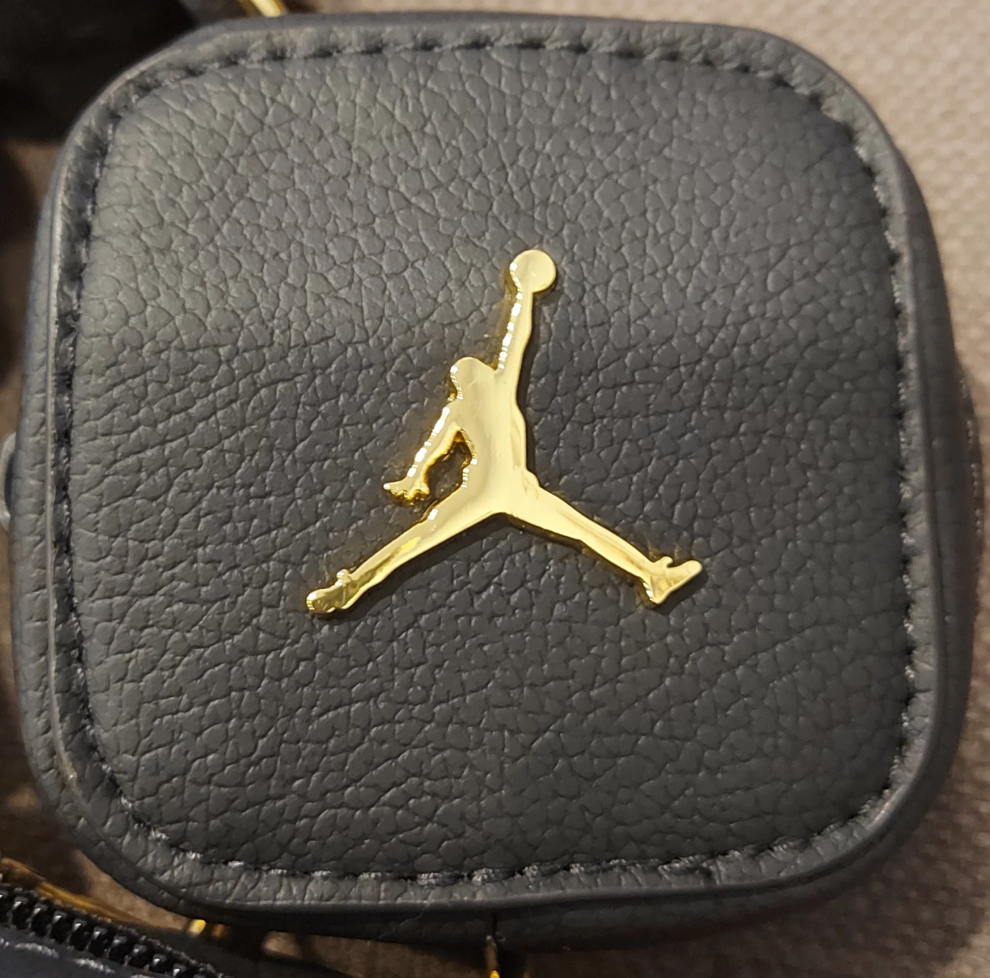 Michael Jordan crossbody bag - photo 4