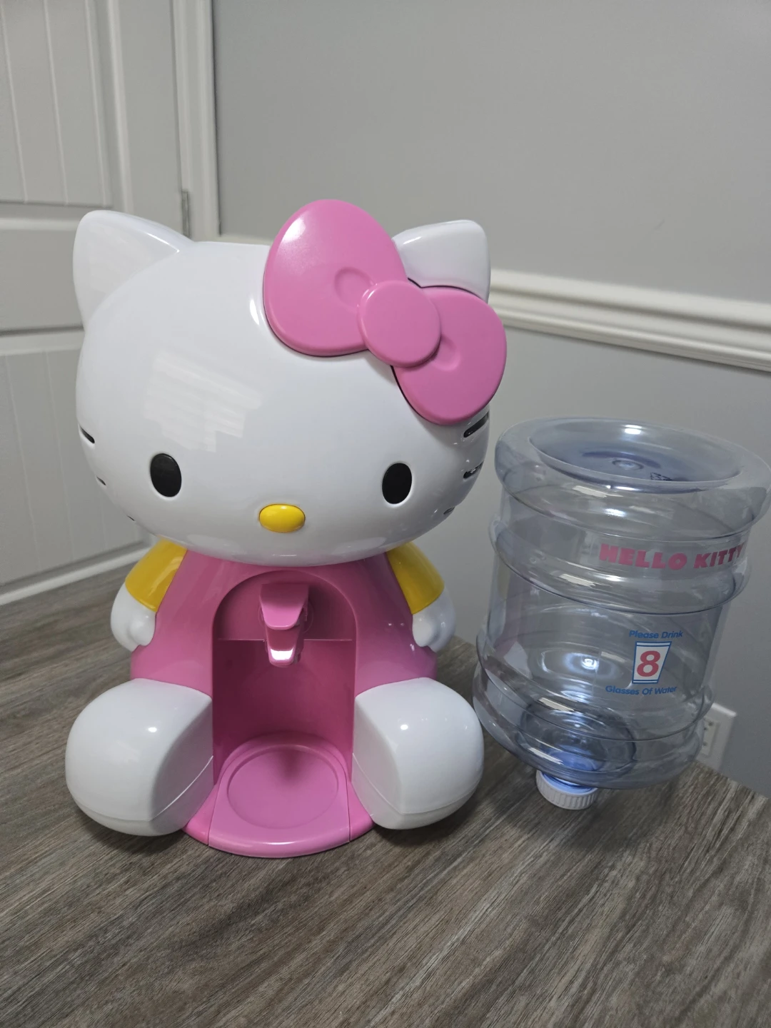Hello Kitty Tabletop Water Dispenser - photo 2