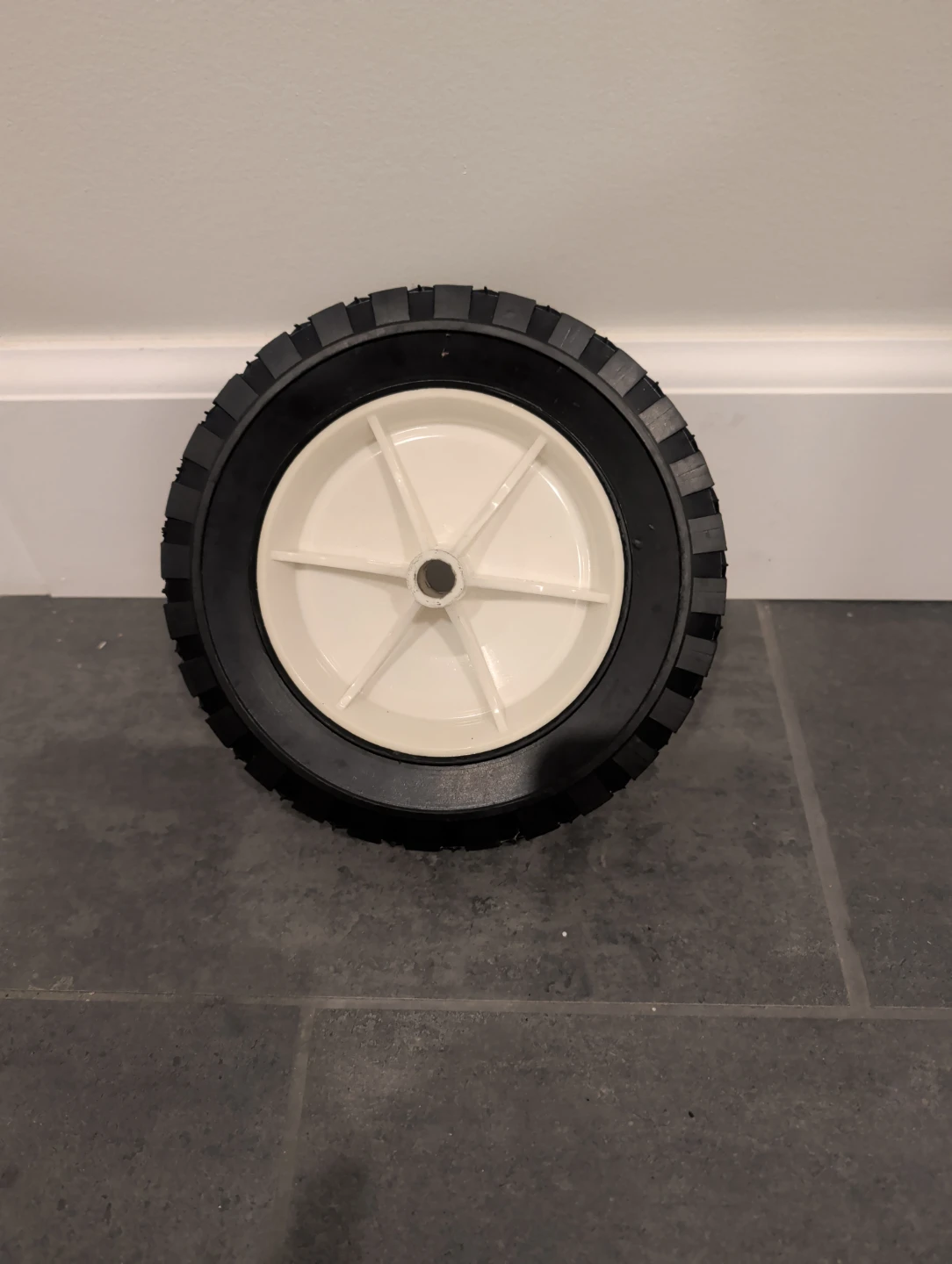 16x Universal Lawn Mower / Utility Cart Replacement Wheels - photo 4