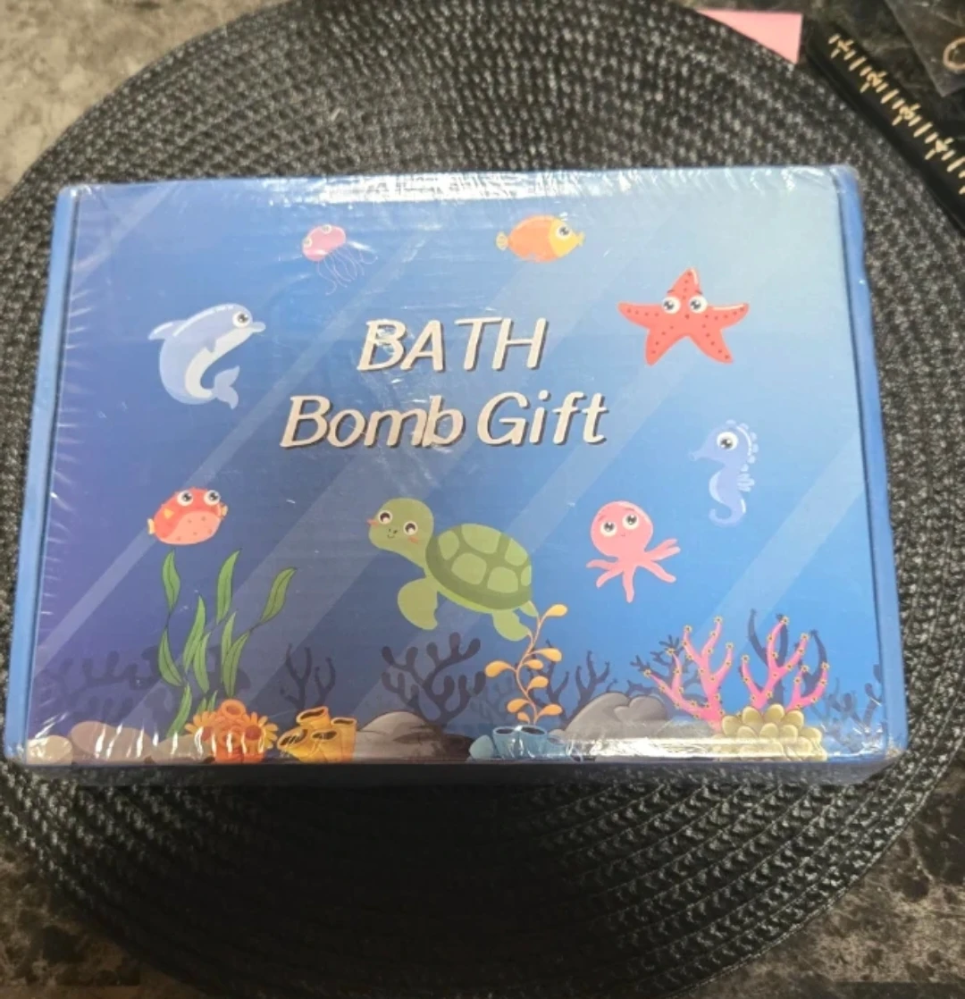 Bath Bomb Gift Set - Sea Animal Theme (12pc)