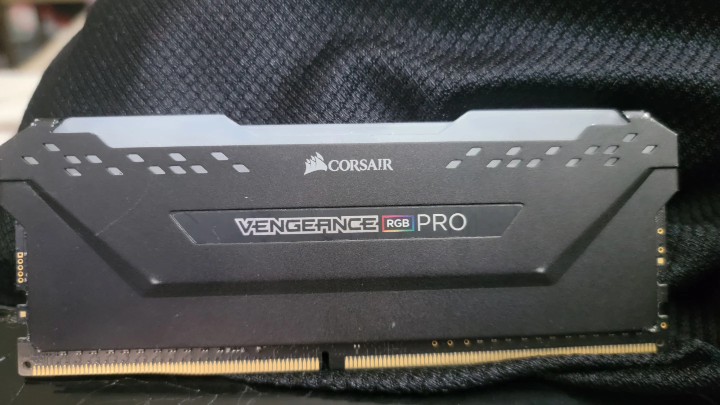 Corsair Vengeance RGB Pro DDR4 RAM 8GB