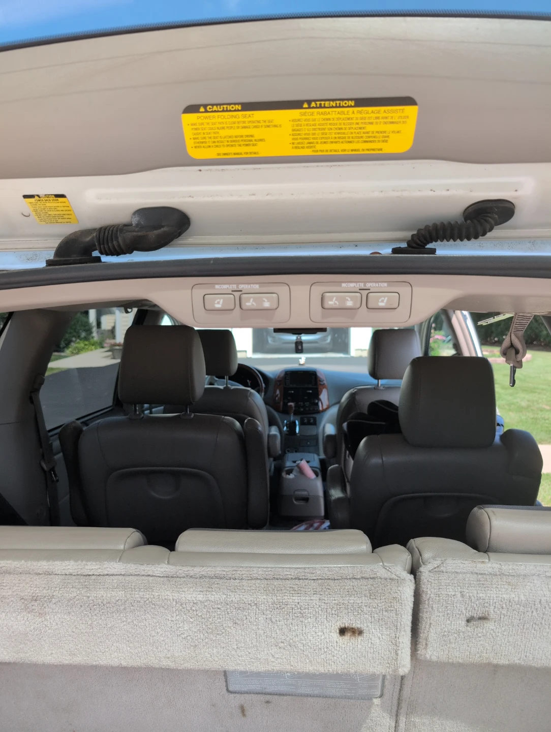 Toyota Sienna Van - photo 5