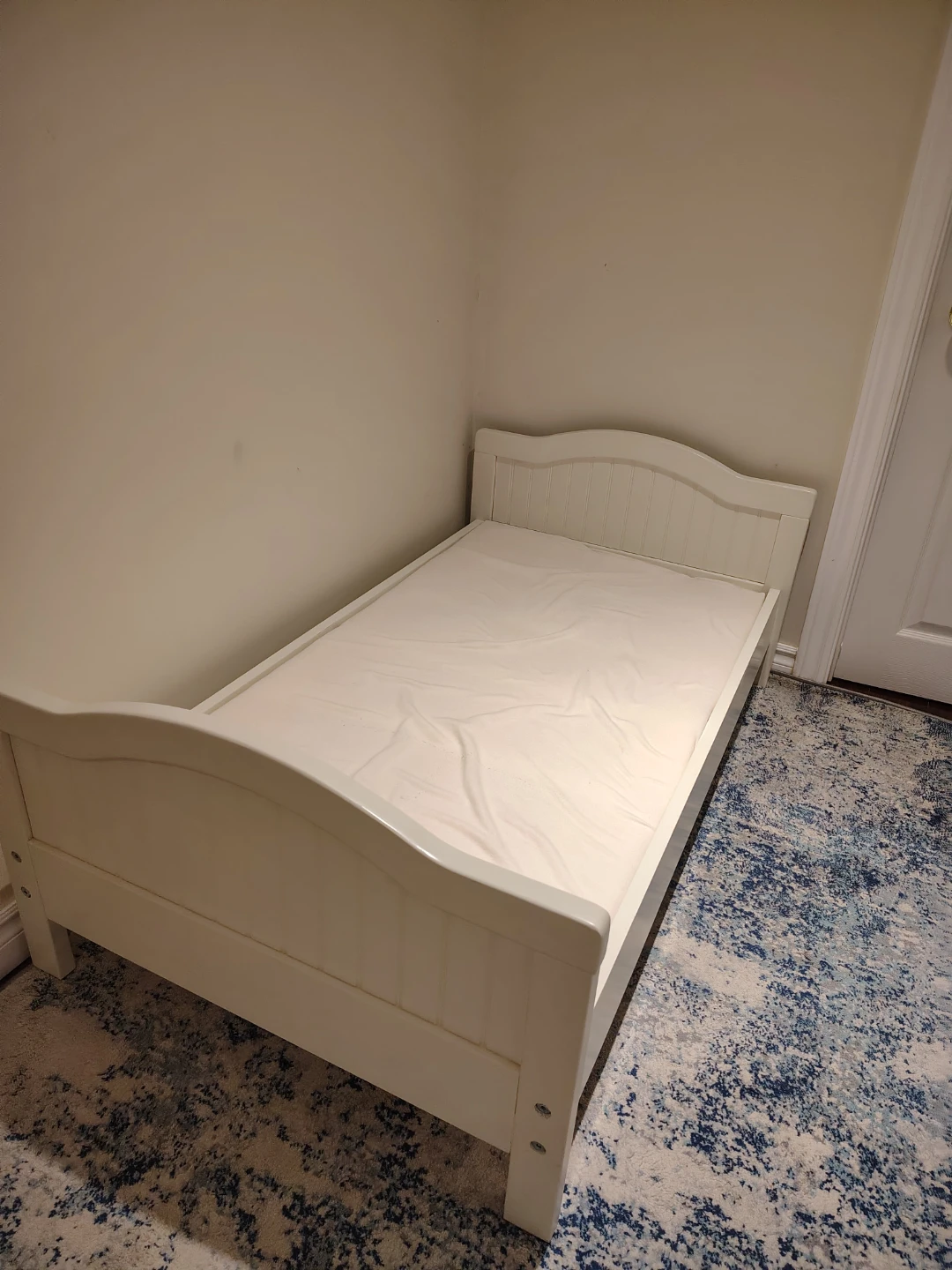 White Toddler Bed Frame - photo 4