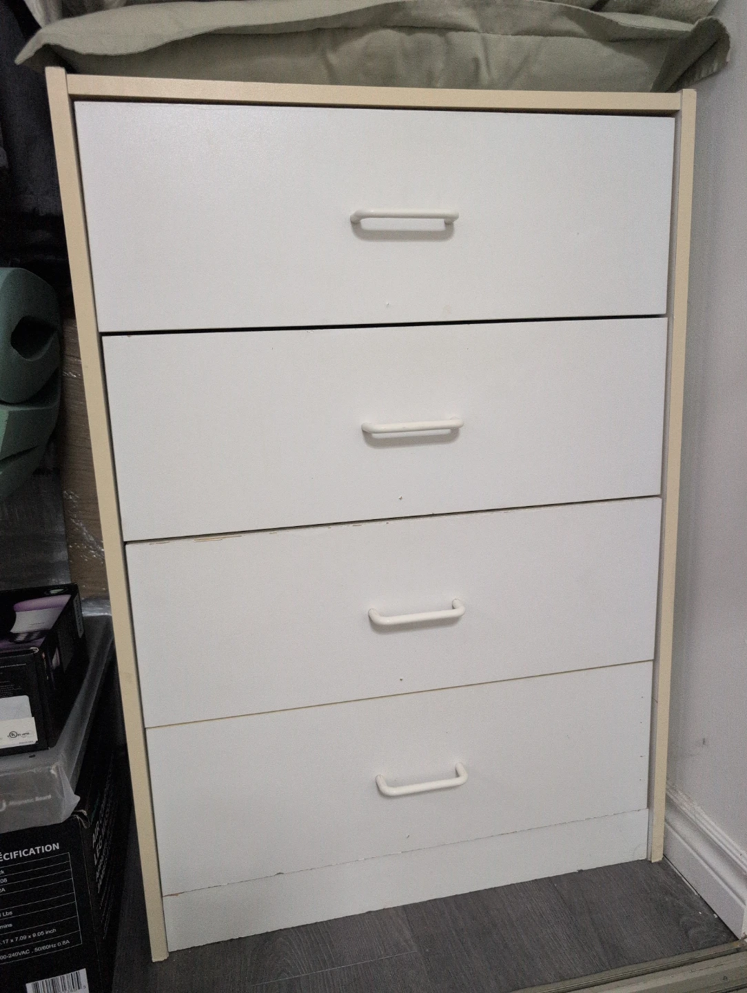 White 4-Drawer Dresser