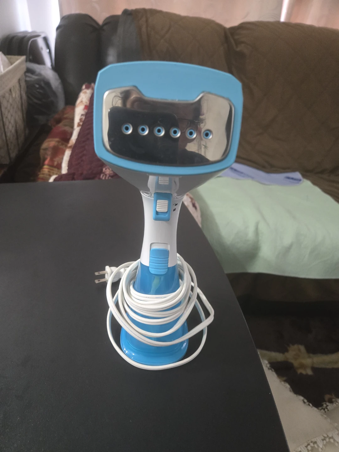 Black + Decker Handheld Steamer - photo 3