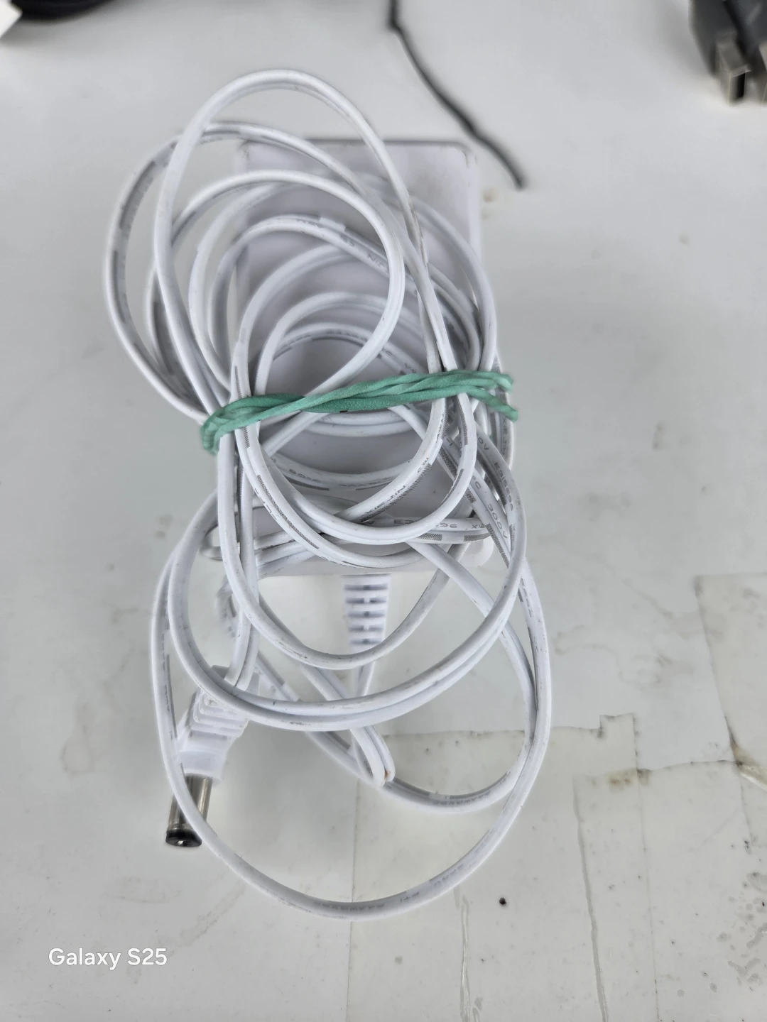 Switching Adapter Power Supply 100-240V - photo 3