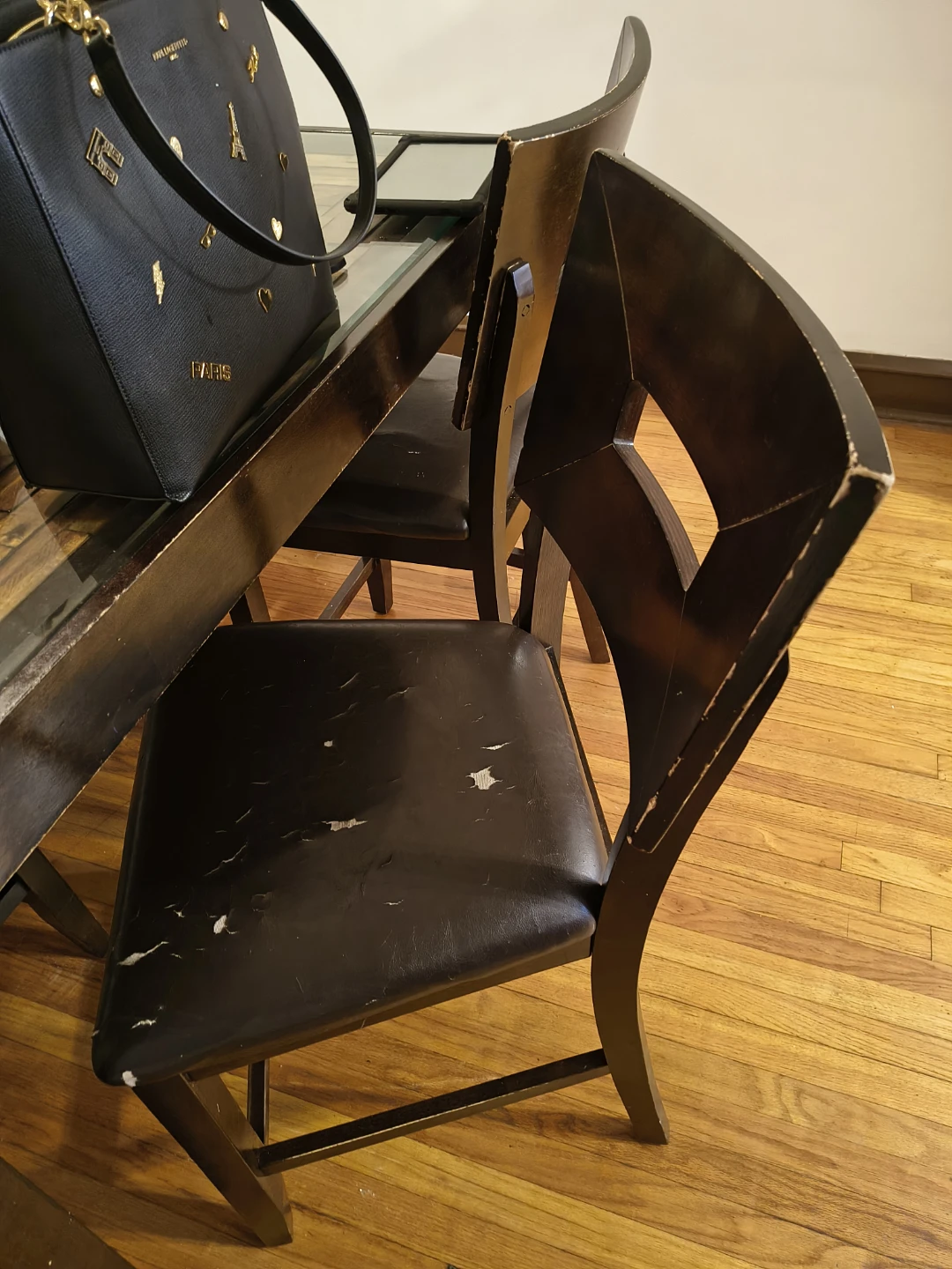 Set of 4 Dark Wood Dining table and chairs - photo 2