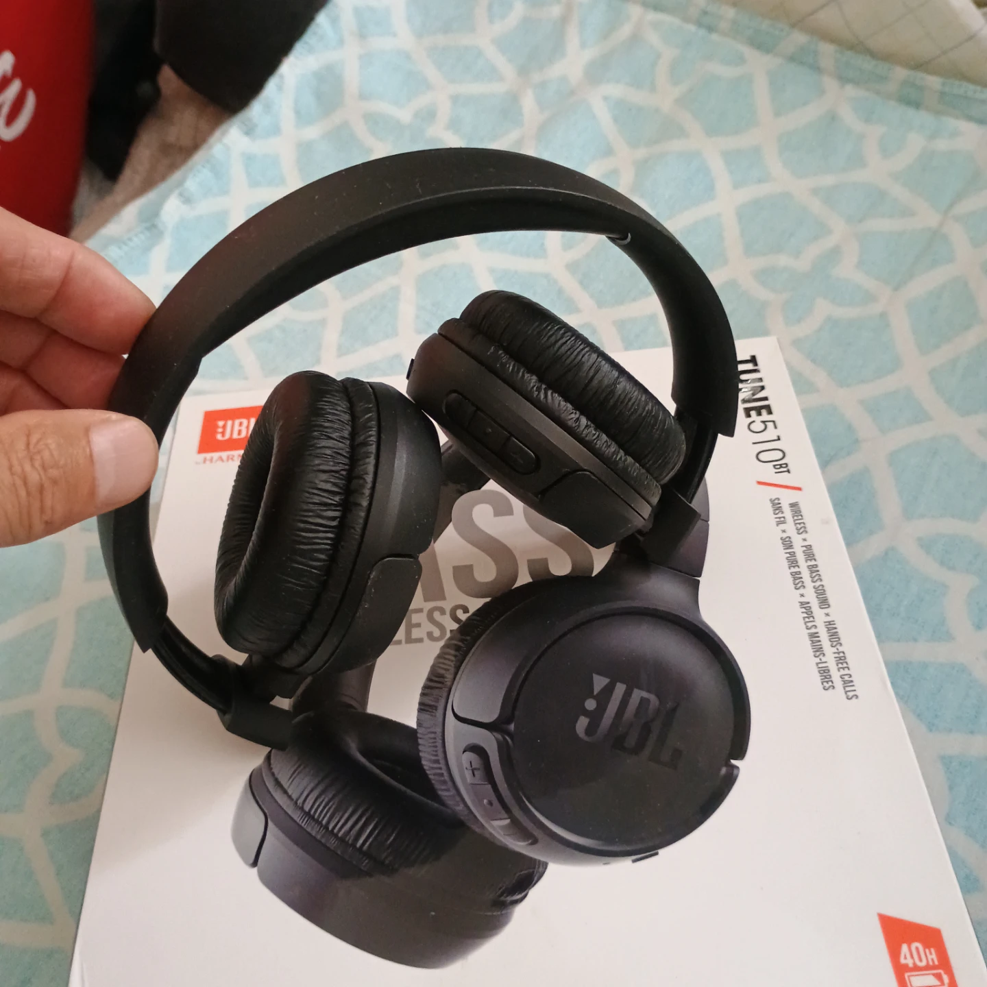 JBL TUNE510BT Wireless On-Ear Headphones - photo 2