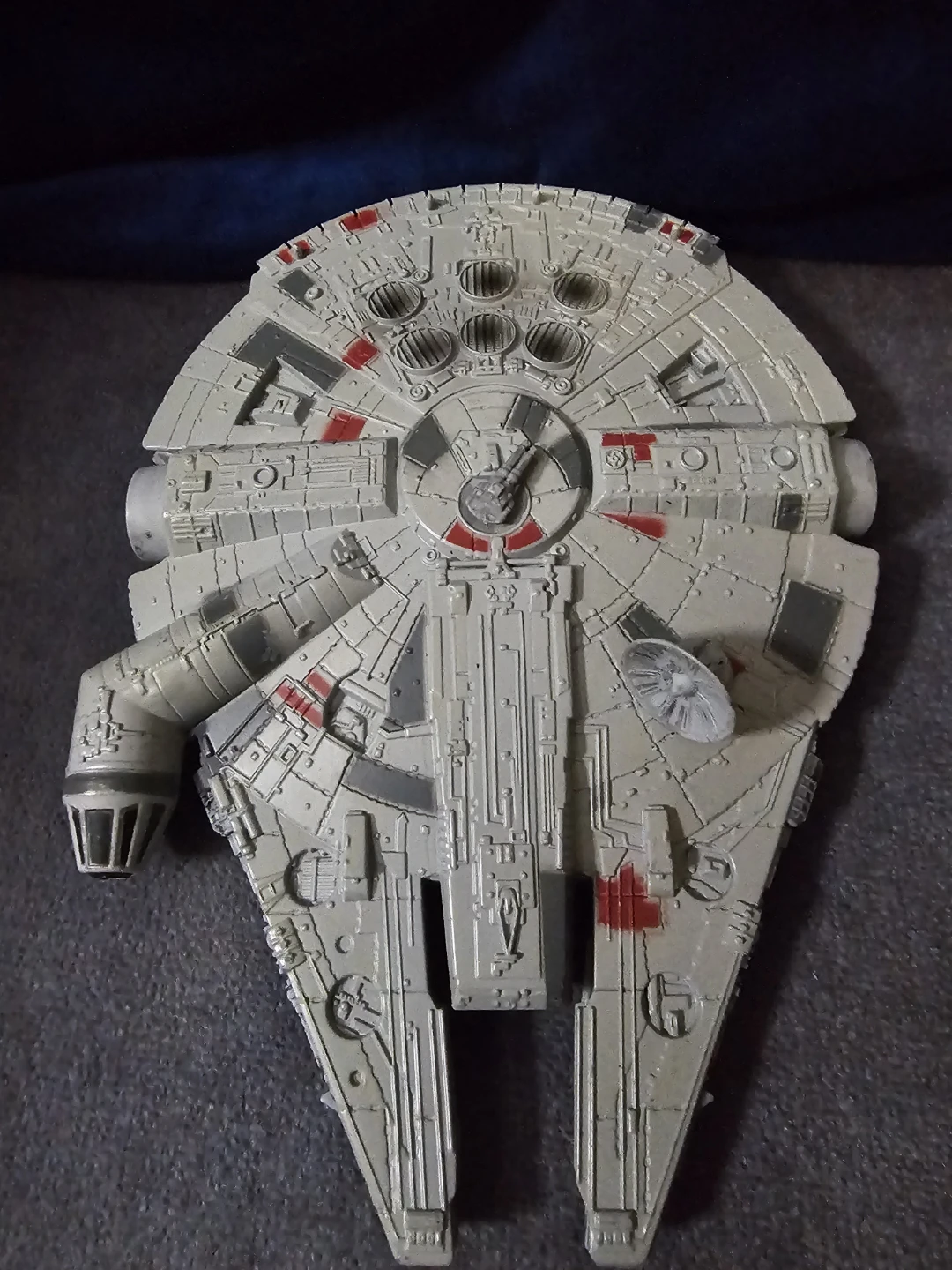 Disney Store Star Wars Millennium Falcon Toy