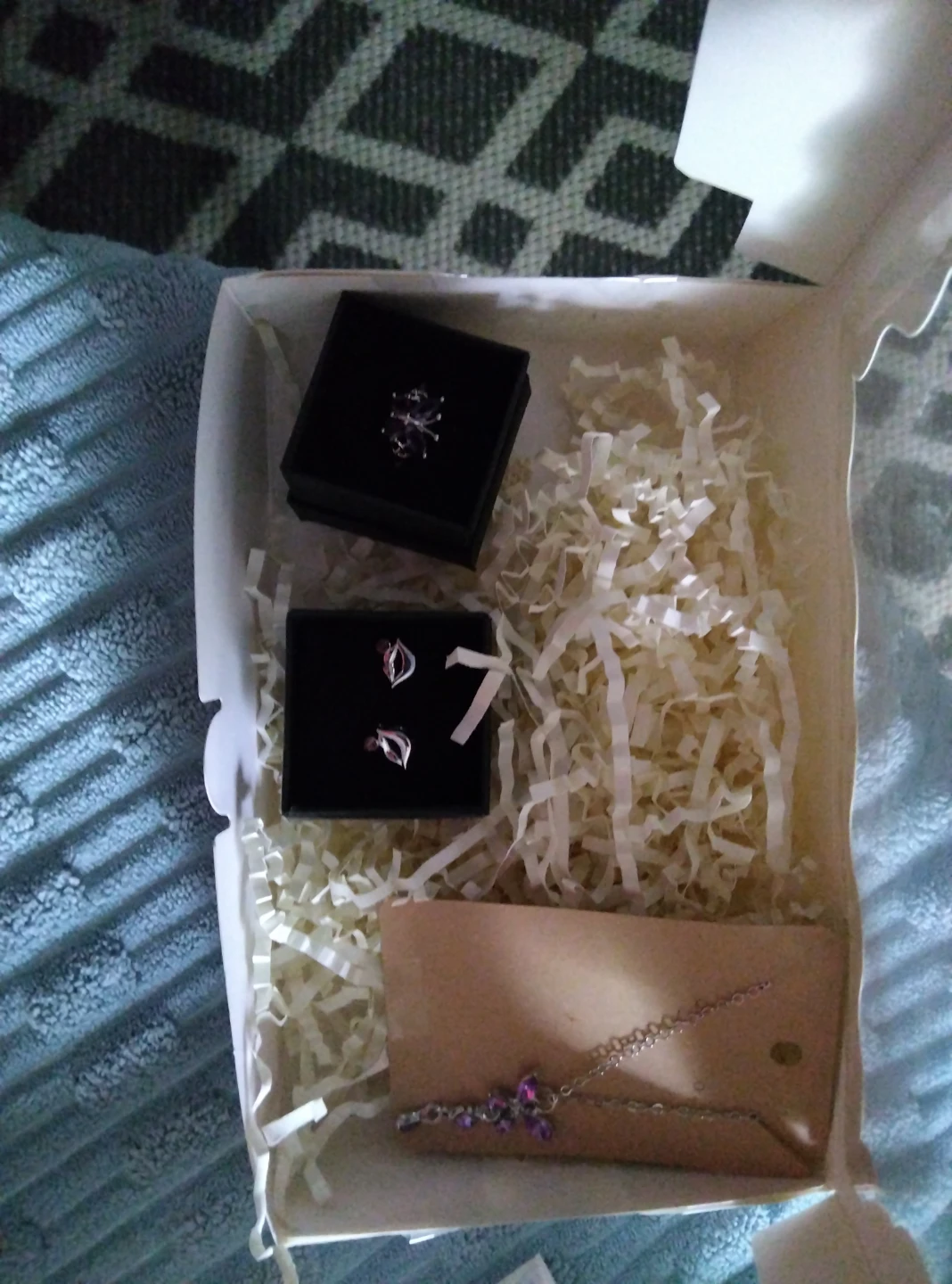 Jewellery GiftsSet - Necklace, Bracelet & Earrings