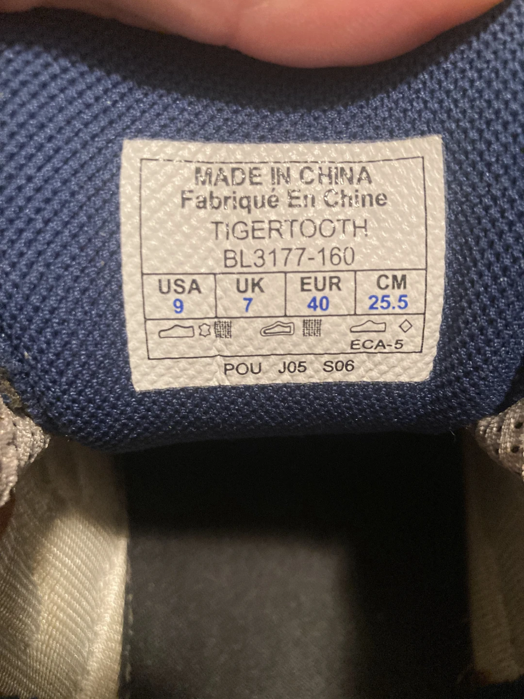 Women's Hiking Shoes - photo 3