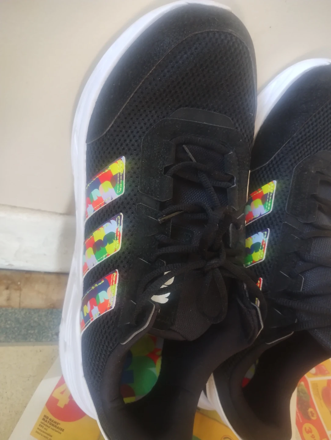 Adidas FIFA World Cup 2026 Volunteer Shoes. Men's US 12 - photo 4