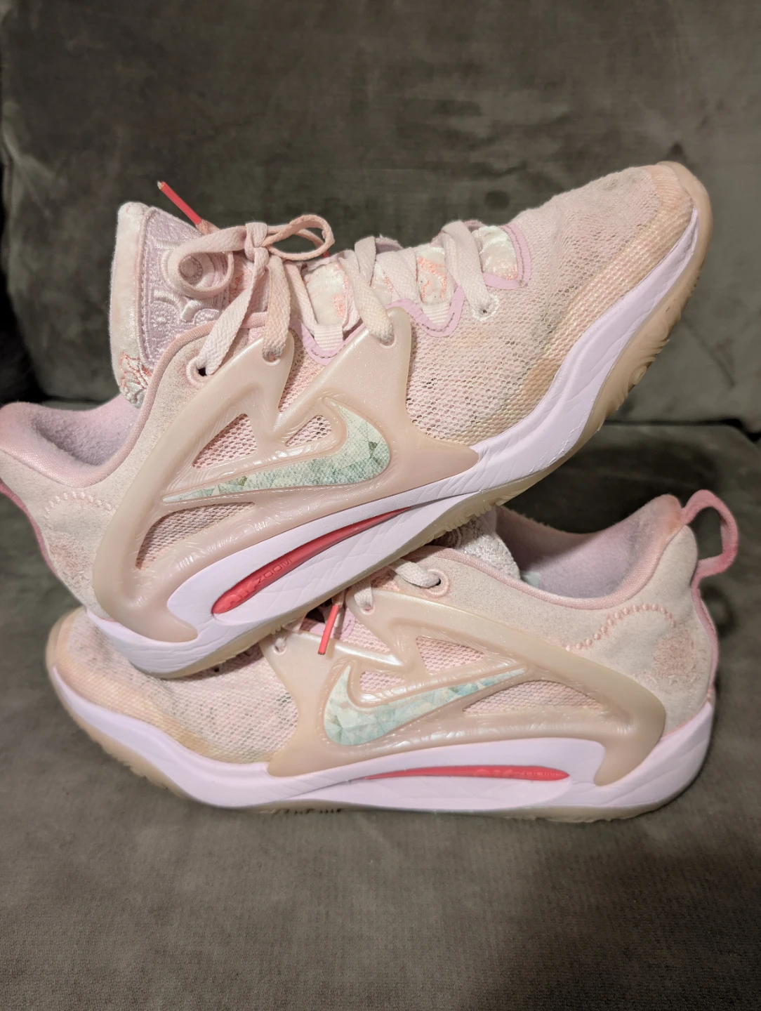 Nike Kevin Durant Aunt Pearl 15 NRG Pink Solid Athletic Shoe - photo 2