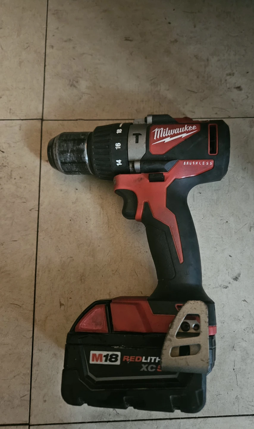 Milwaukee M18 Brushless Cordless Drill