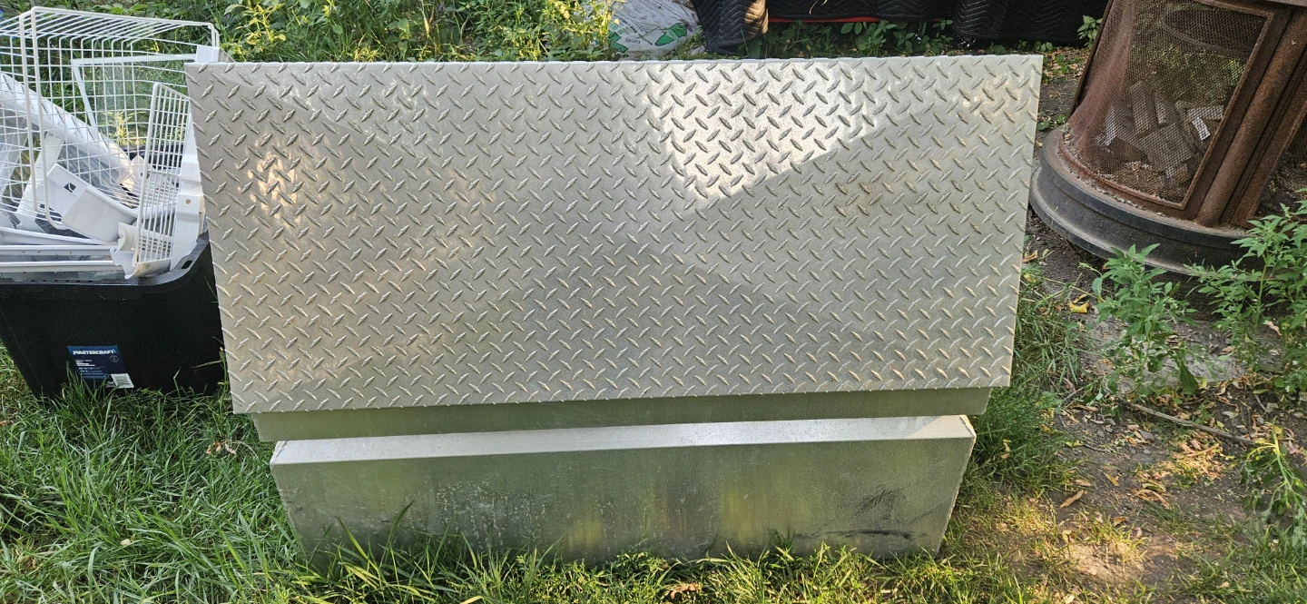 Challenger Aluminum Diamond Plate Truck Tool Box