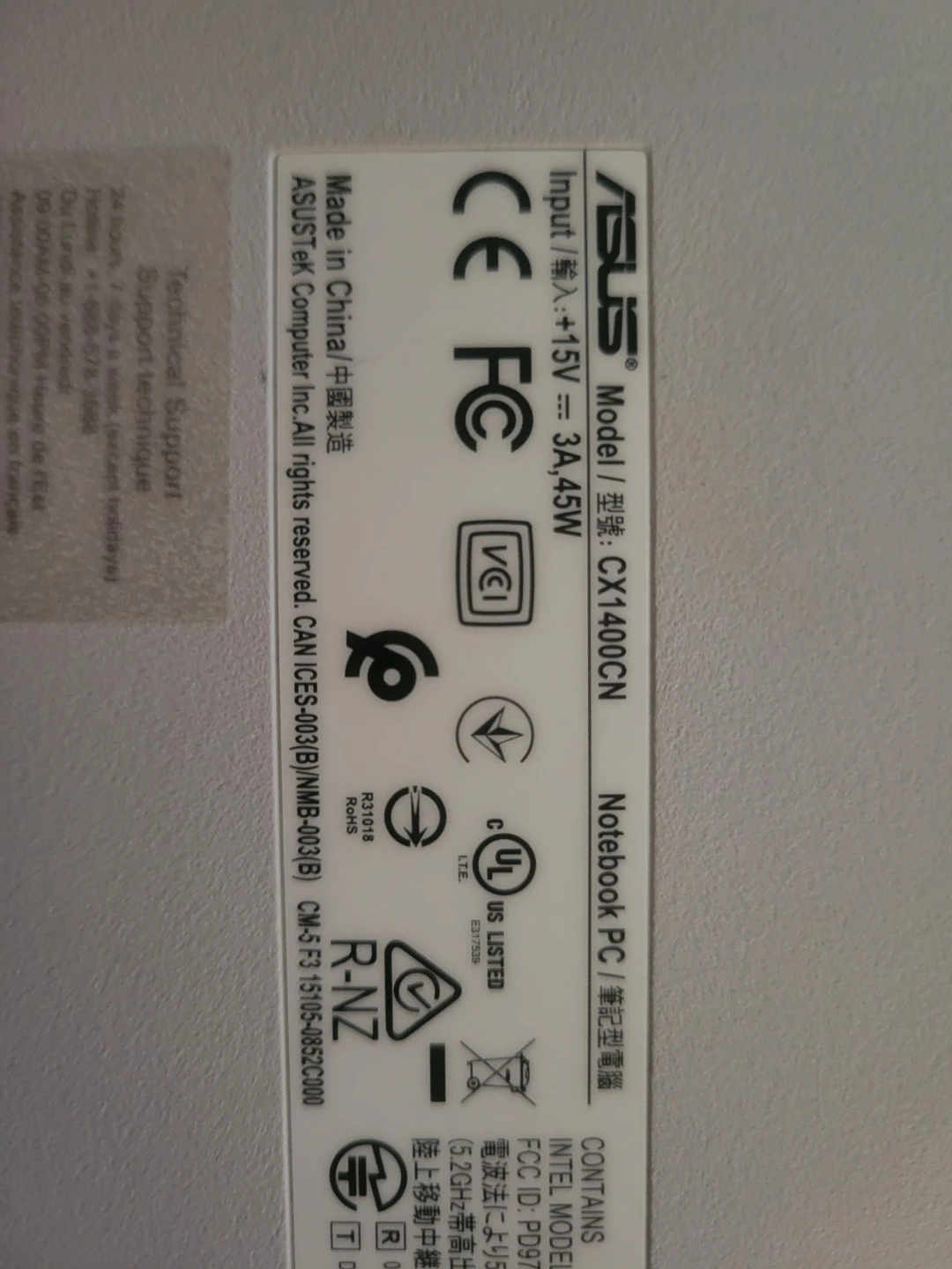 Asus chromebook and carrying case - photo 2