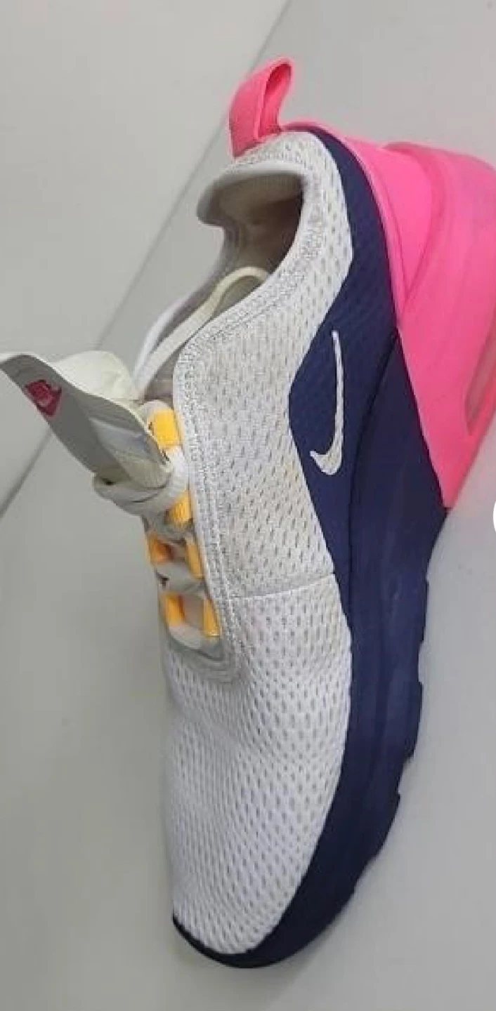 Nike Air Max Shoes - photo 2
