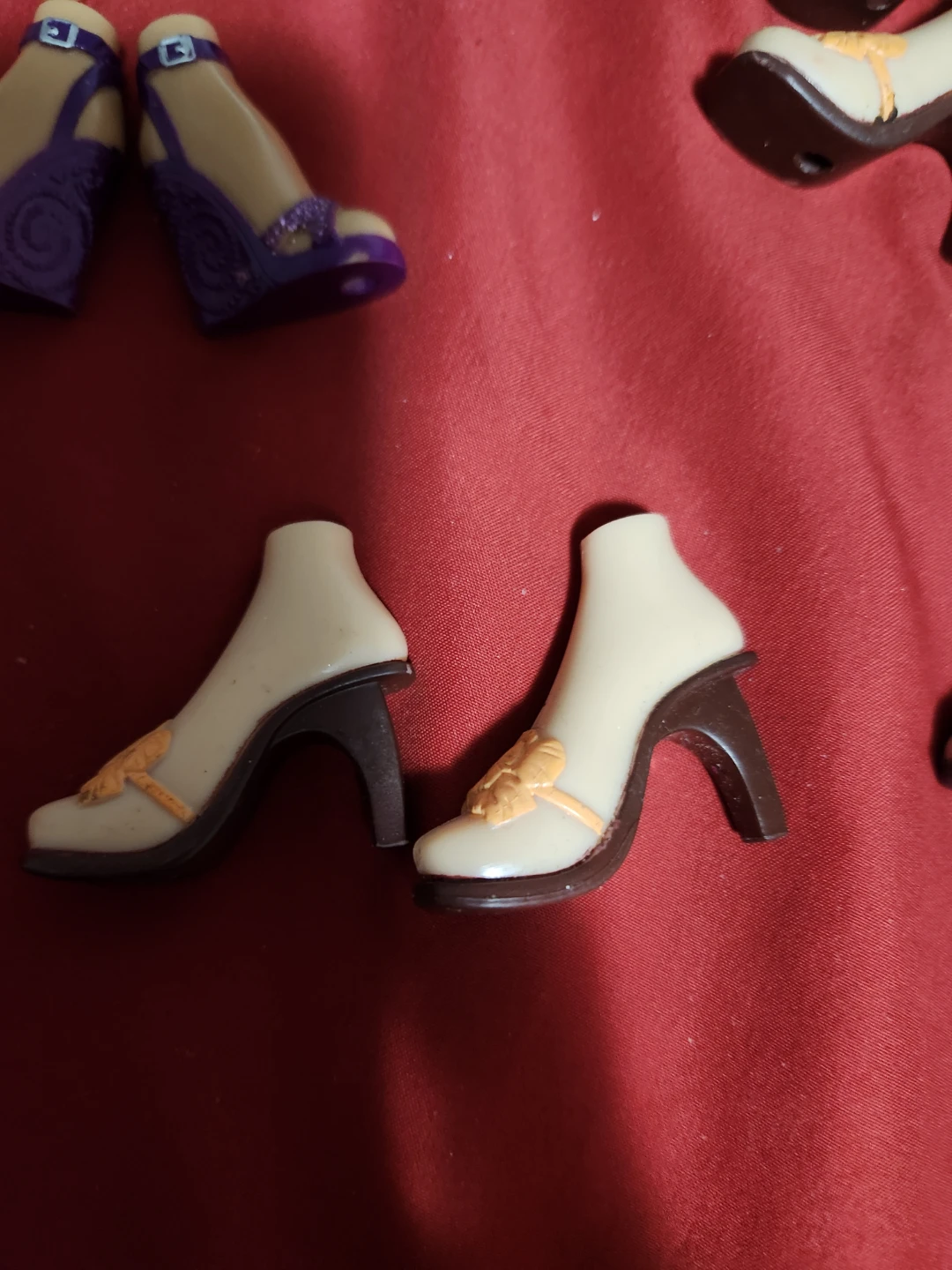 $10 each bratz doll shoes - photo 2