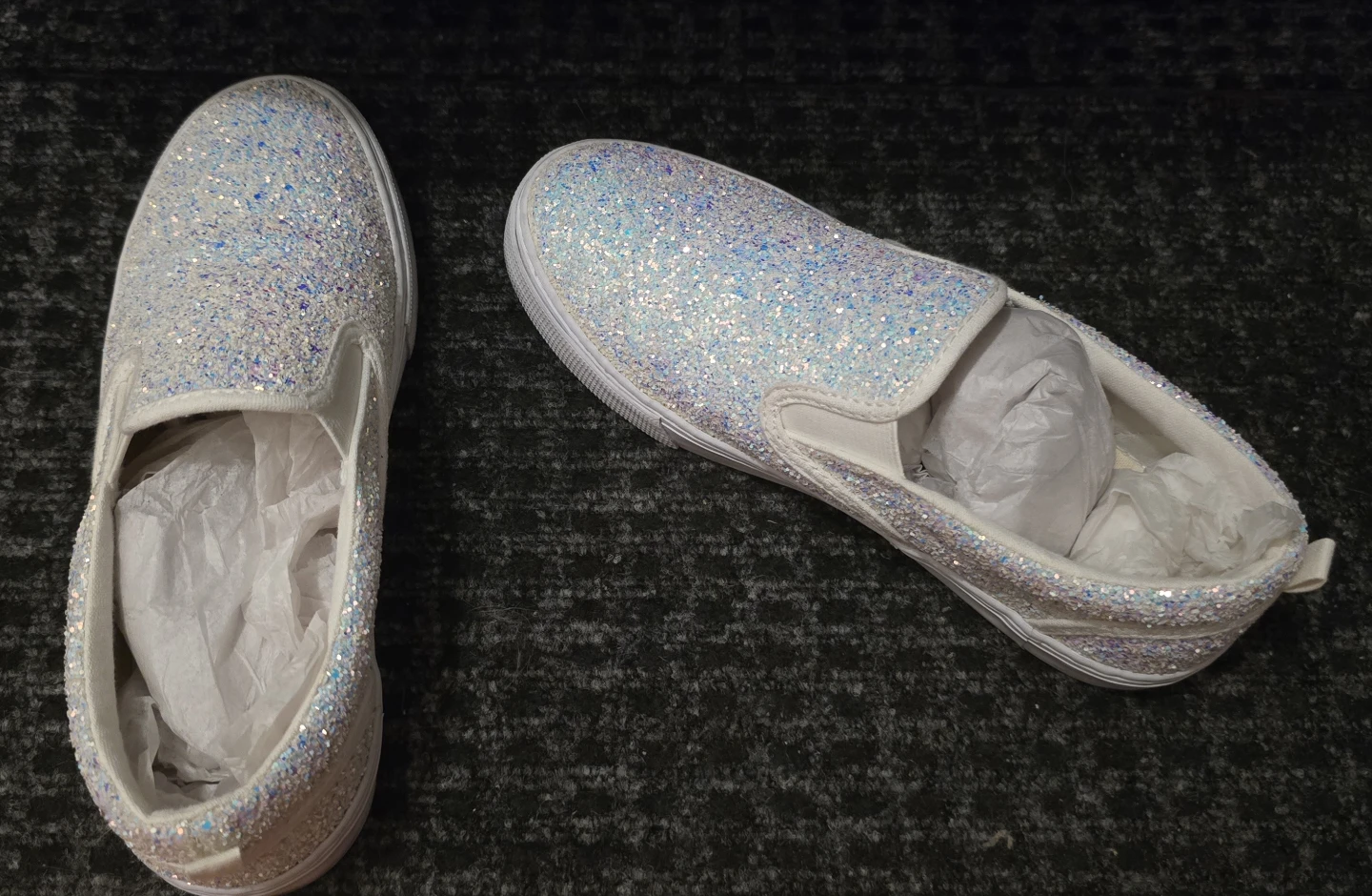 Gap Kids Glitter Slip-On Shoes Size 5 - photo 2