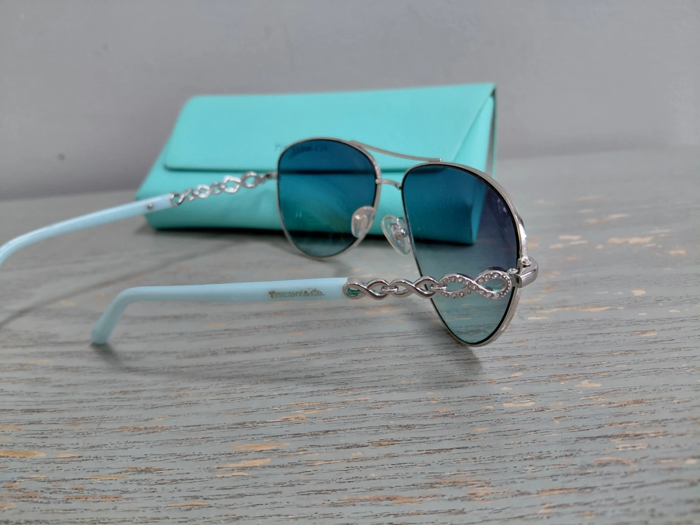 Tiffany & Co. Aviator Sunglasses with Infinity Detail - photo 4