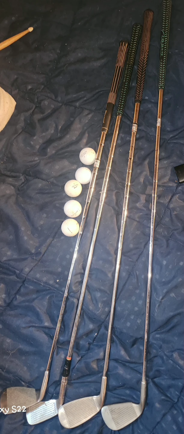 Golf Clubs Lot (4 Assorted Clubs) + 5 Golf Balls