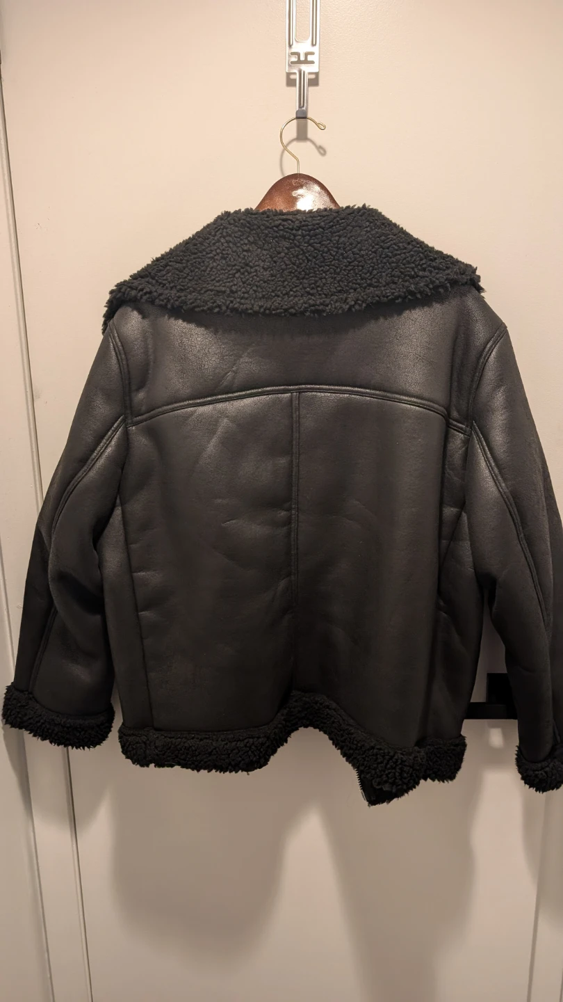 H&M Black Oversized Sherpa Aviator Jacket - photo 3