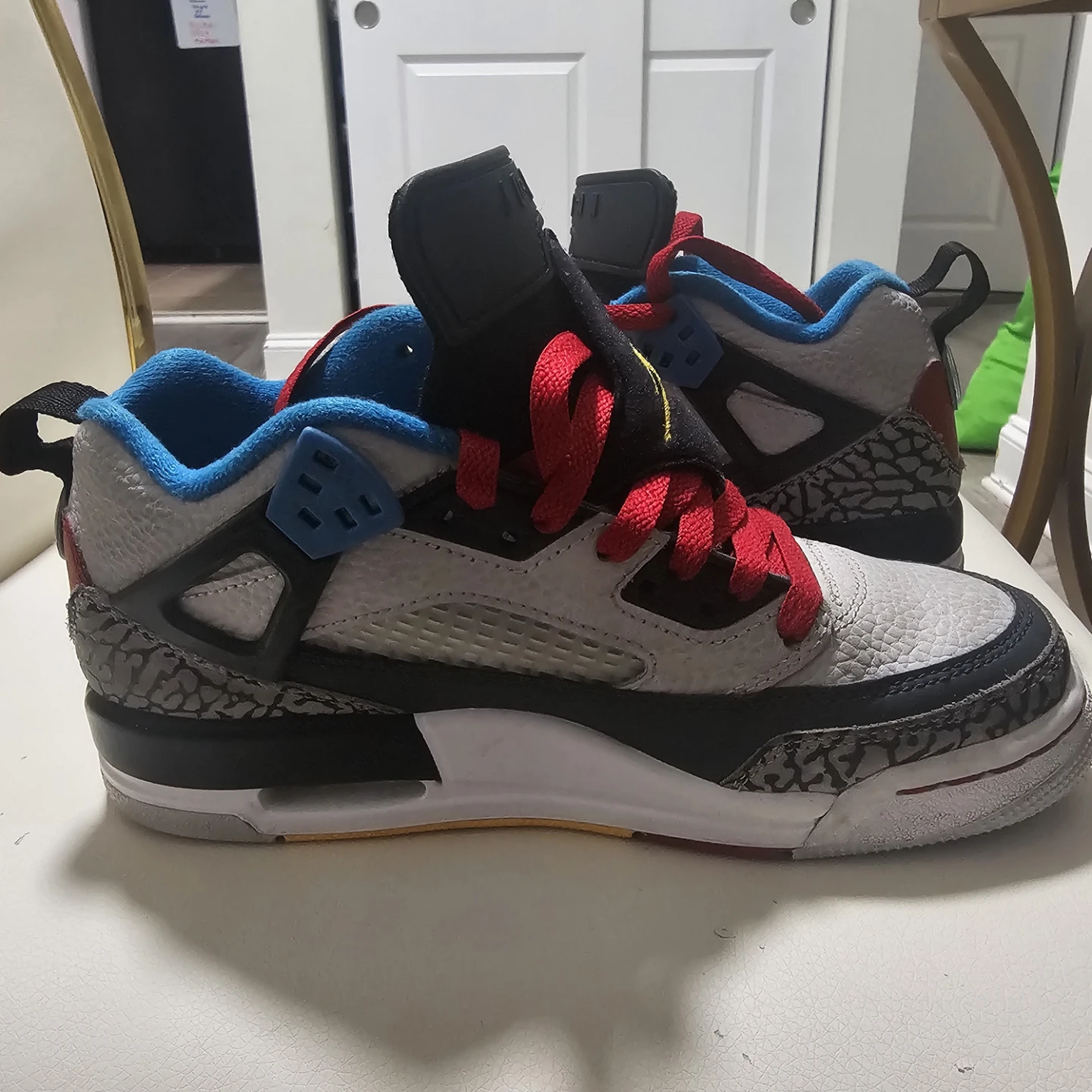 Jordan Spizike Low SE Kids Sneakers 4.5