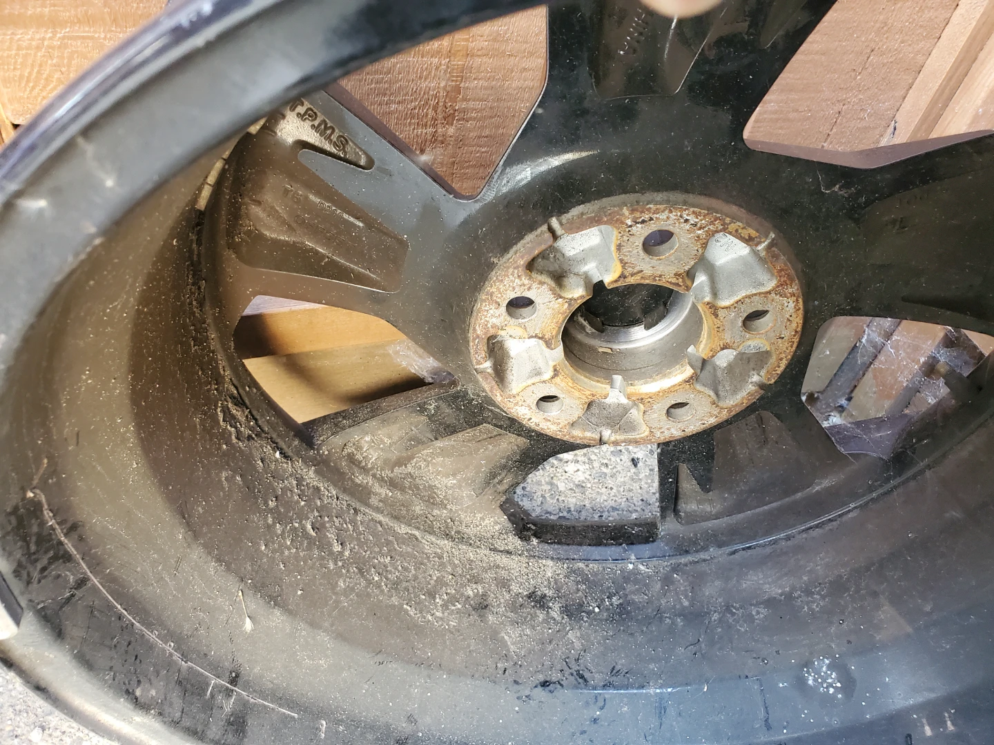 Hyundai Alloy Wheel Rim