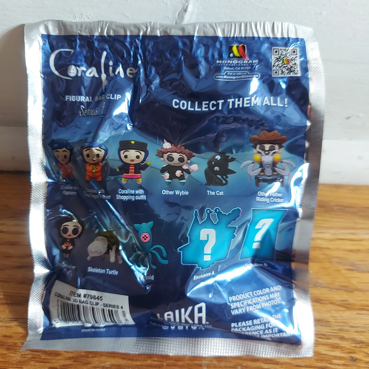 Like NEW - Coraline Figural Bag Clip Series 4 Blind Bag - photo 2