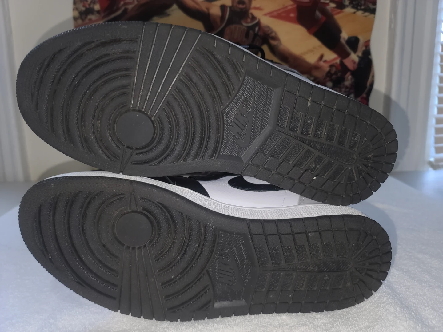 Nike Air Jordan 1 High OG - photo 5