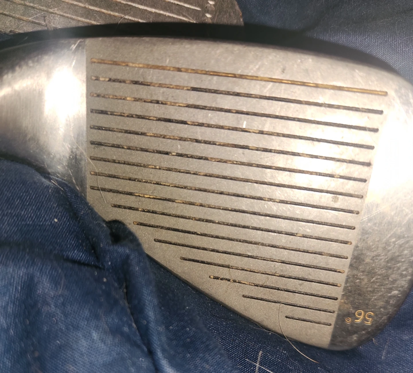 Golf Clubs Lot (4 Assorted Clubs) + 5 Golf Balls - photo 4