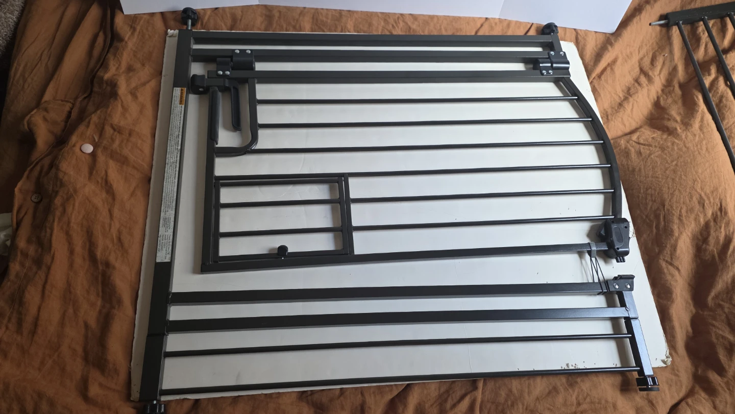 Tall Door-fitted Walkthrough Gate for Pets - photo 2