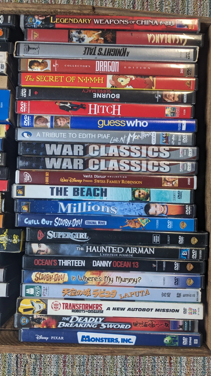 DVDs - Seinfeld, The Wizard of Oz, Dragonheart, and more - photo 3