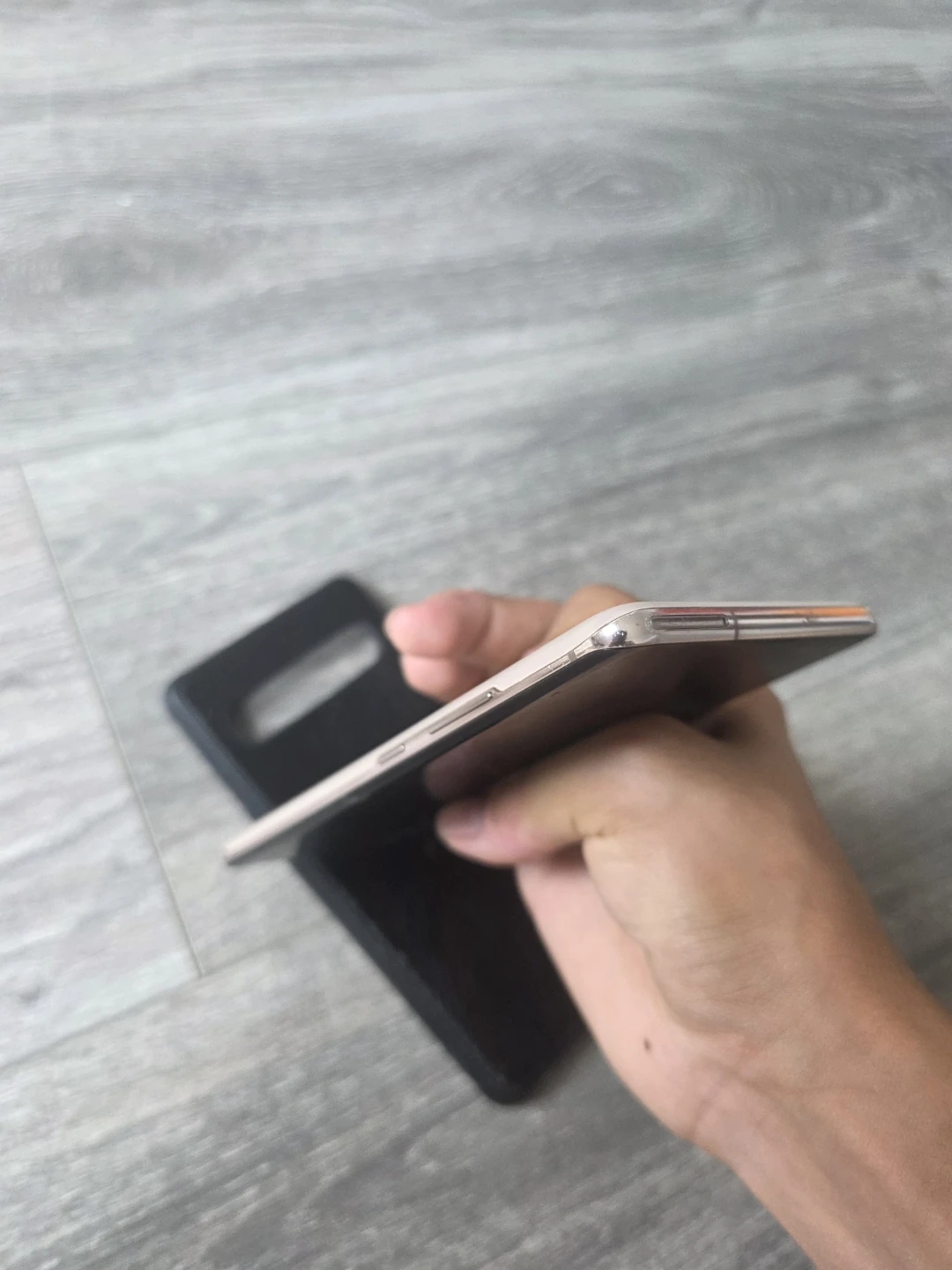 Samsung s10 5g with case under 150$ - photo 4