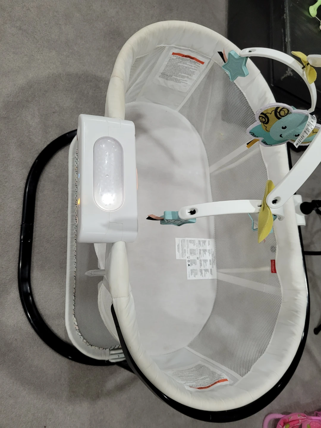 Fisher-Price Bassinet - photo 3