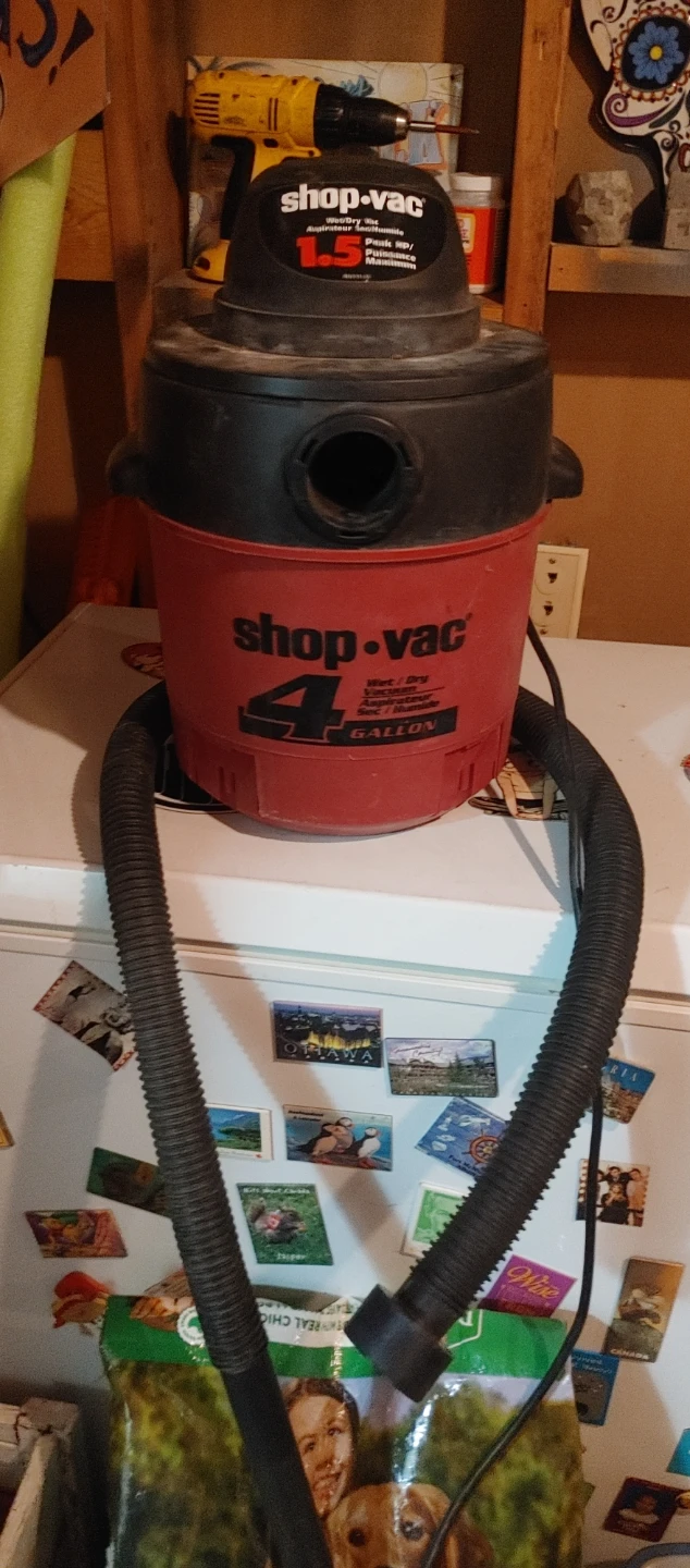 Shop-Vac 4 Gallon Wet/Dry Vacuum