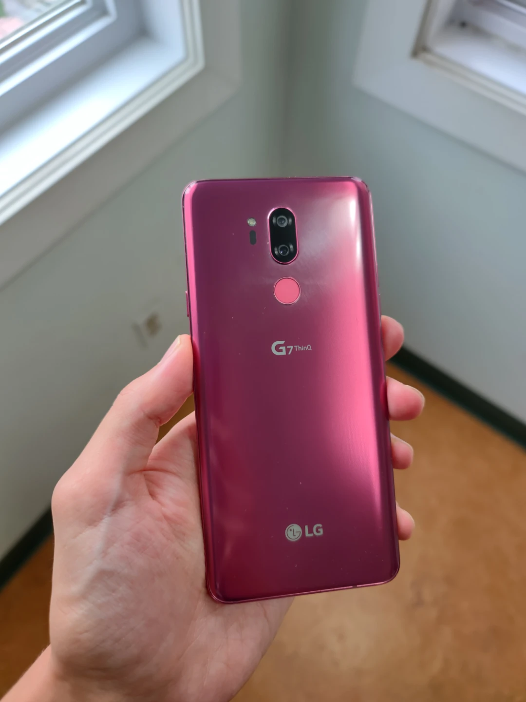 LG G7 ThinQ Pink Smartphone - Unlocked - photo 4