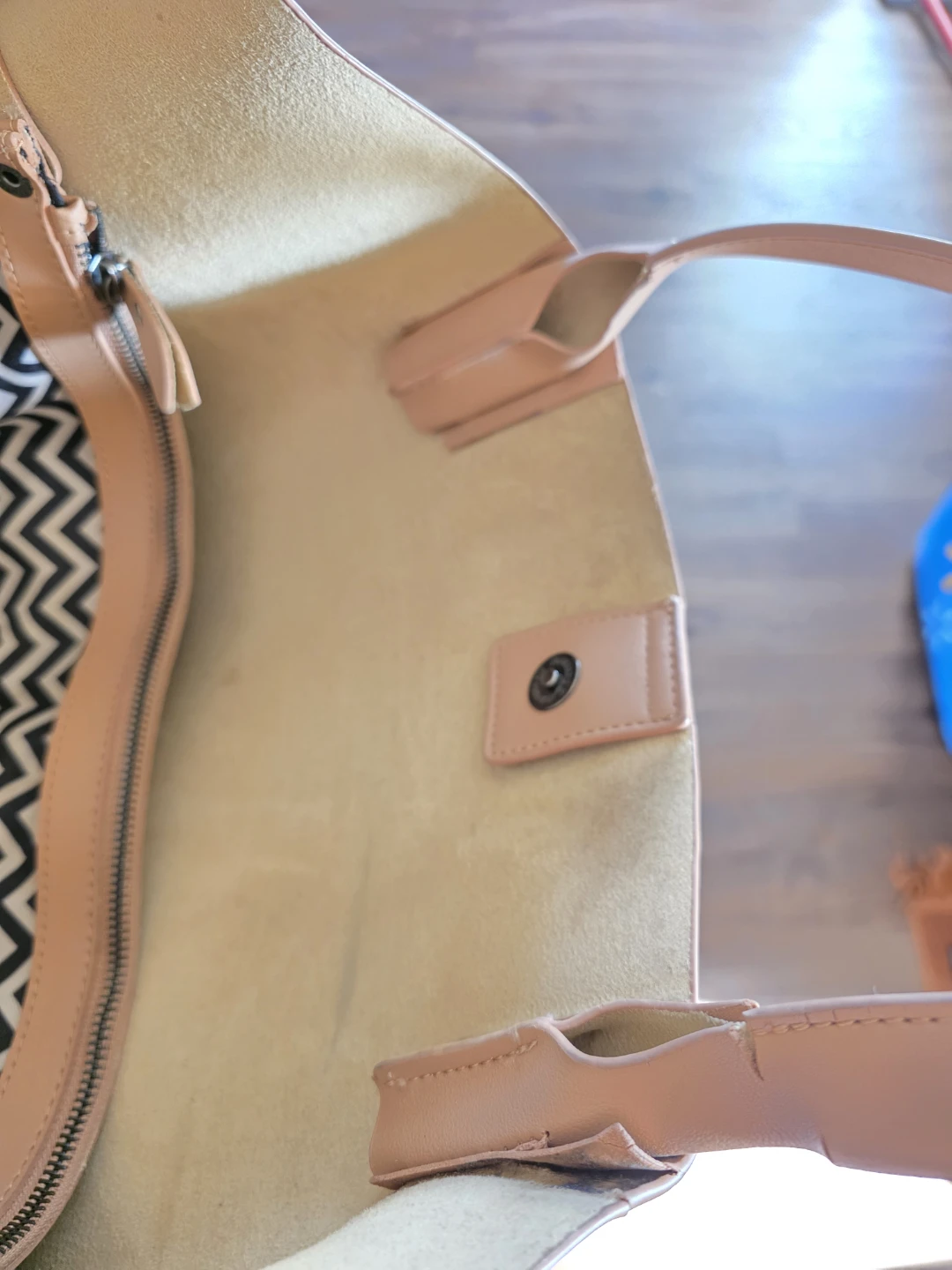 Large Vegan Leather tote bag - photo 4