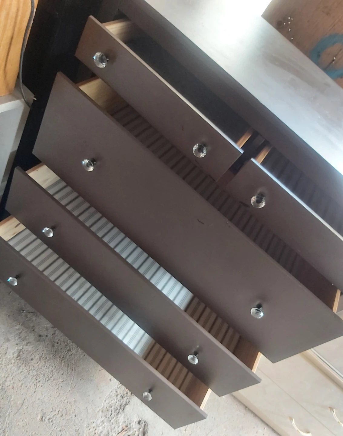 Dark Brown Dresser with 6 Drawers - photo 3