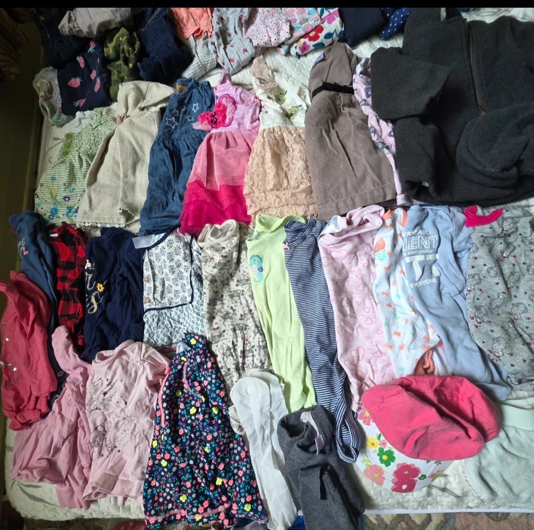 12 month girl clothes large lot 80 pieces for 45 - photo 3