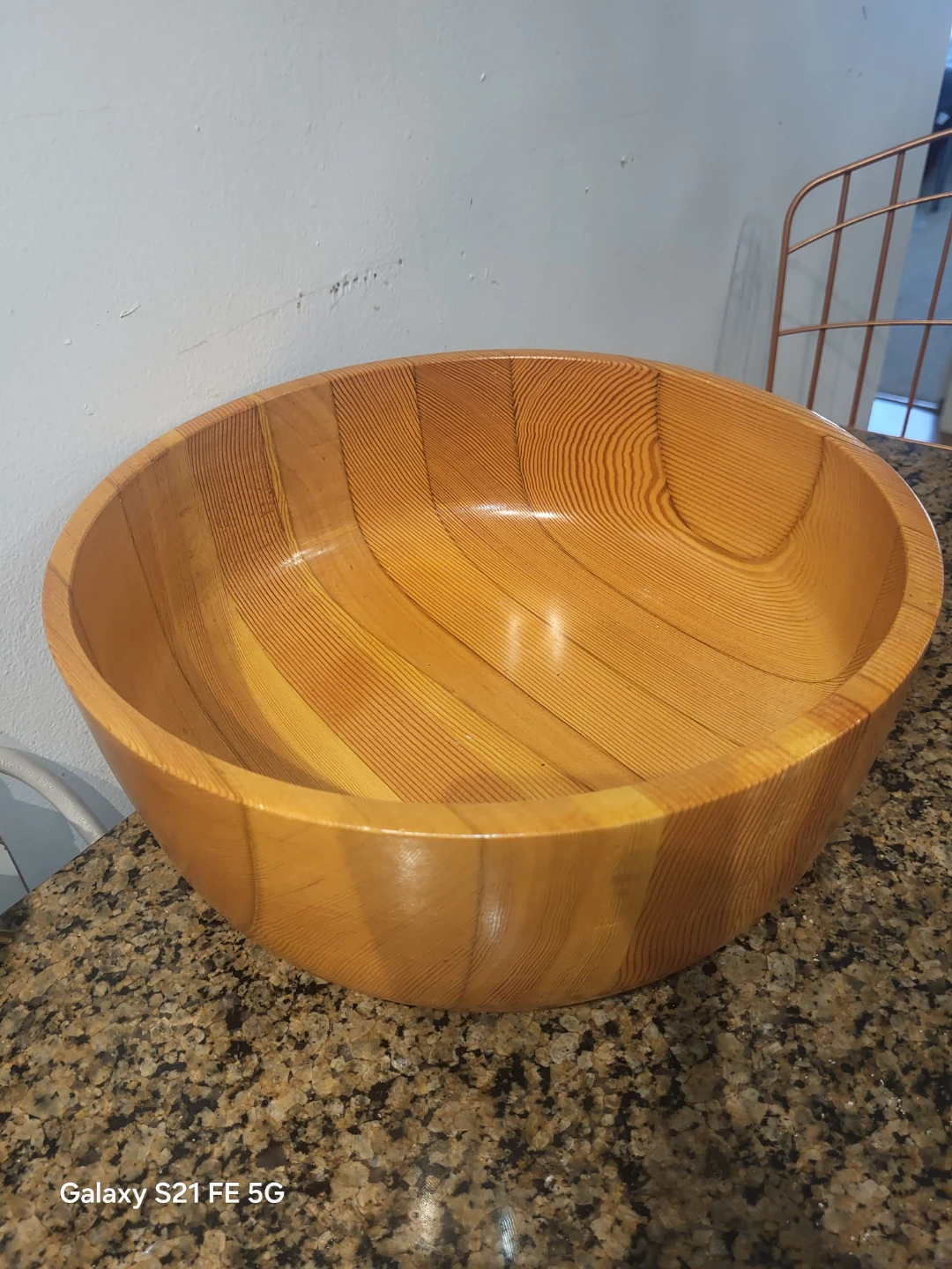 Large Wooden Salad Bowl - photo 4