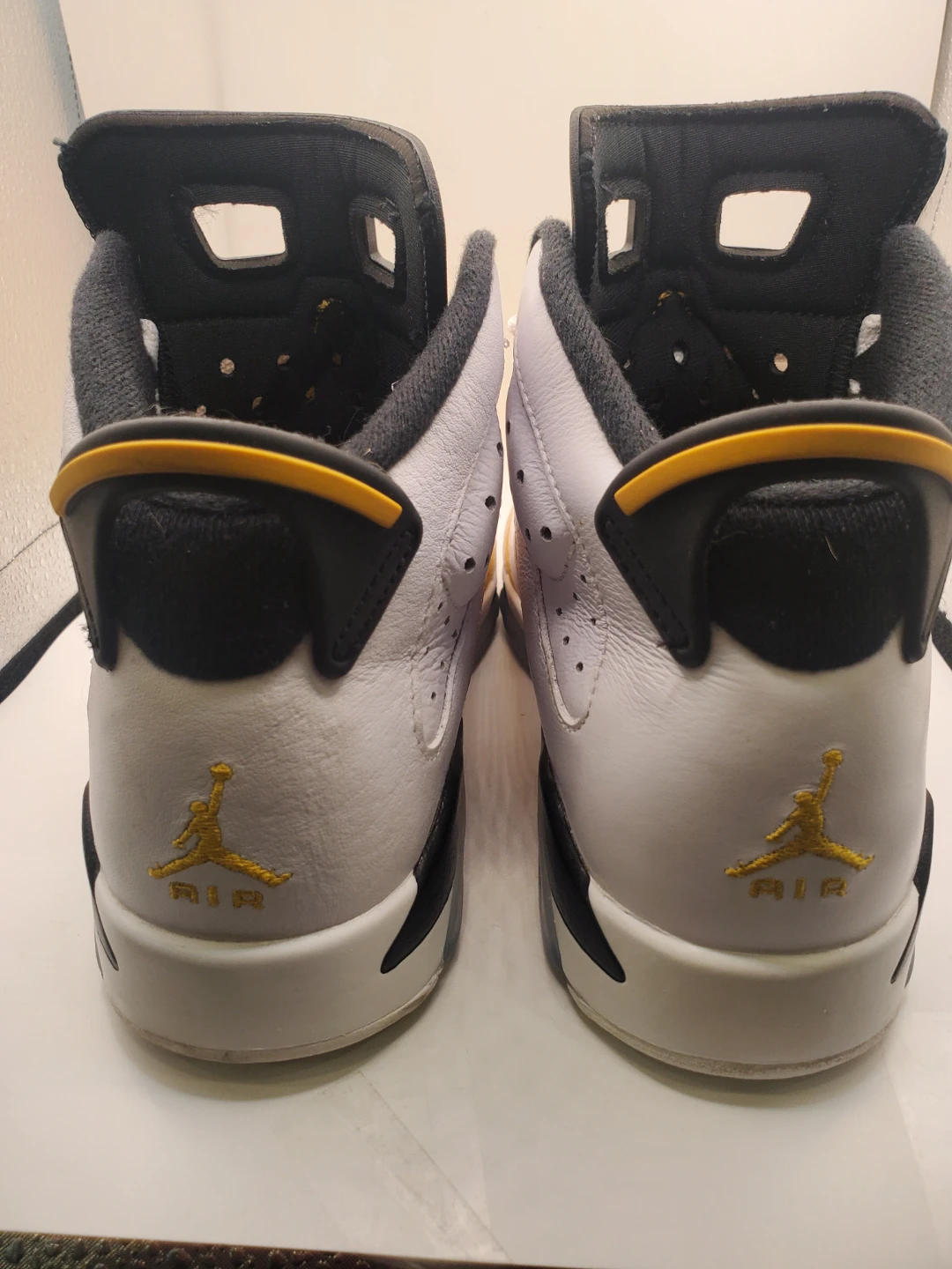 Air Jordan 6 Retro Yellow and White - photo 3
