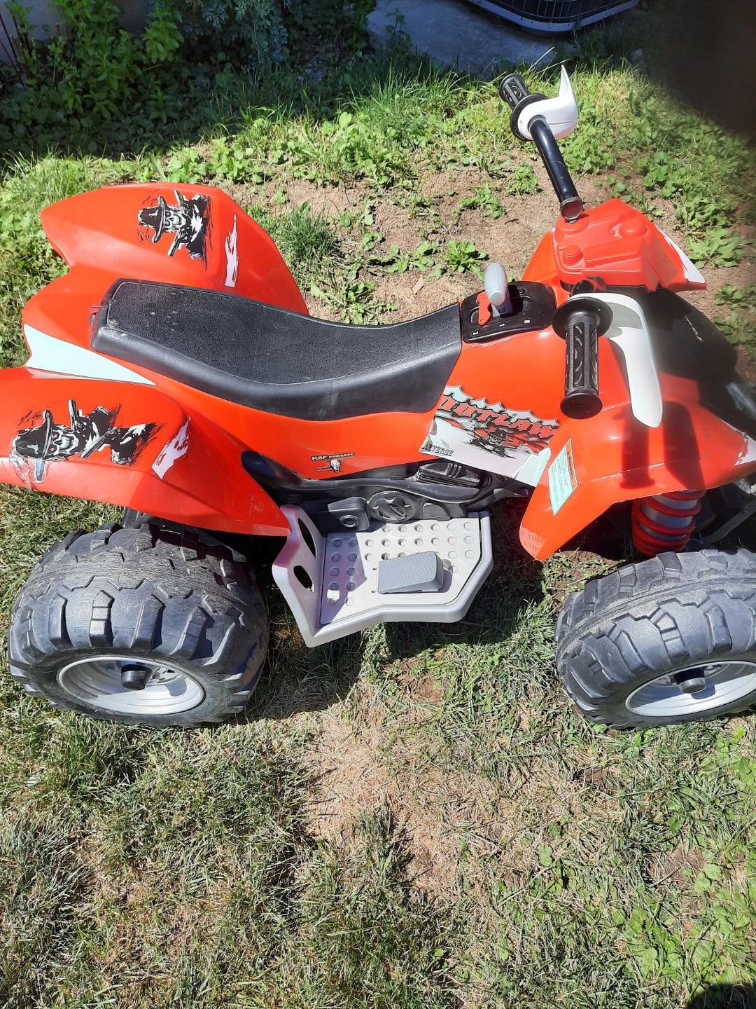 Peg Perego 450 MXR Ride-On Toy ATV - photo 3