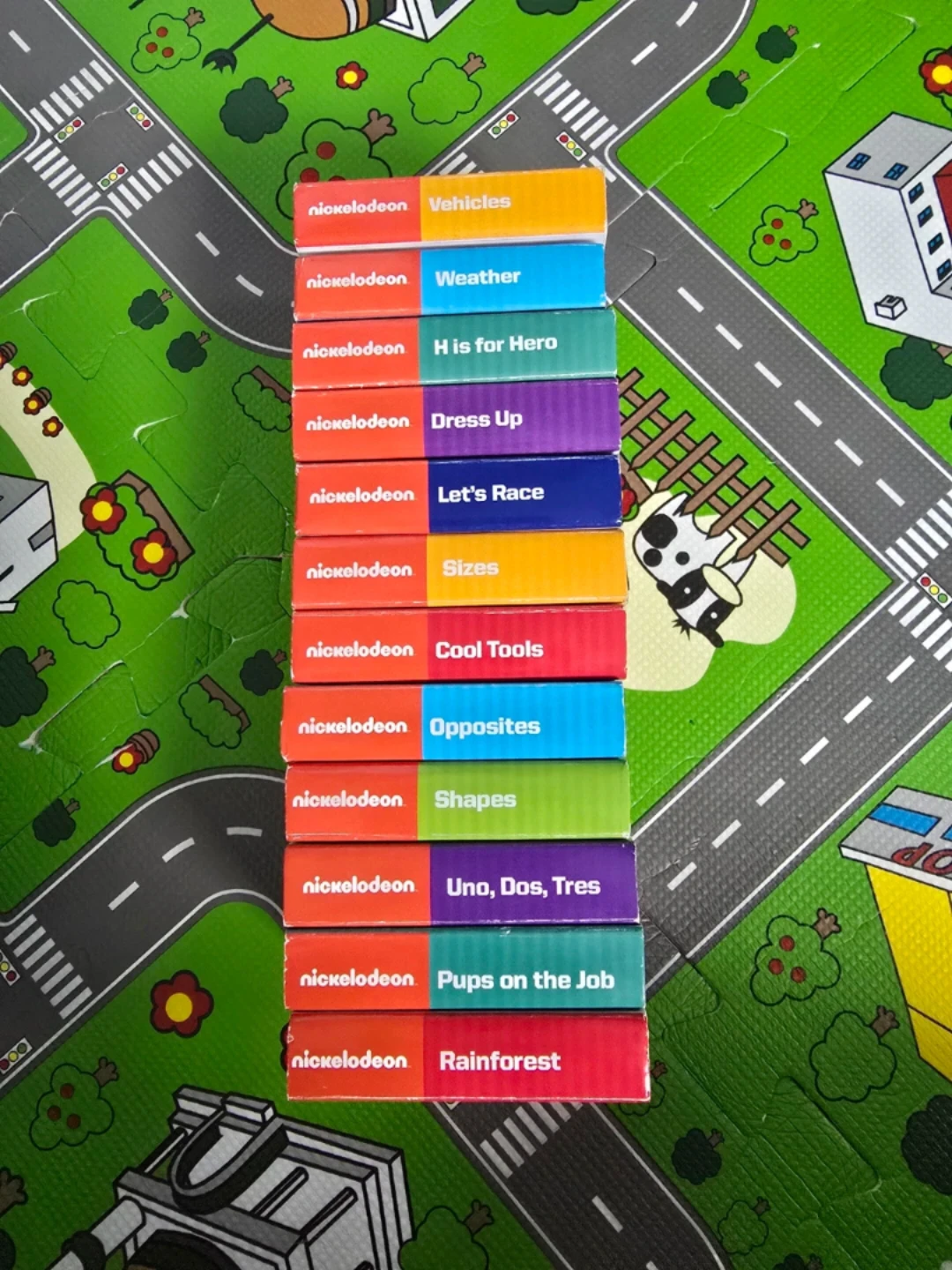 Paw Patrol - 12 Board Books - photo 4